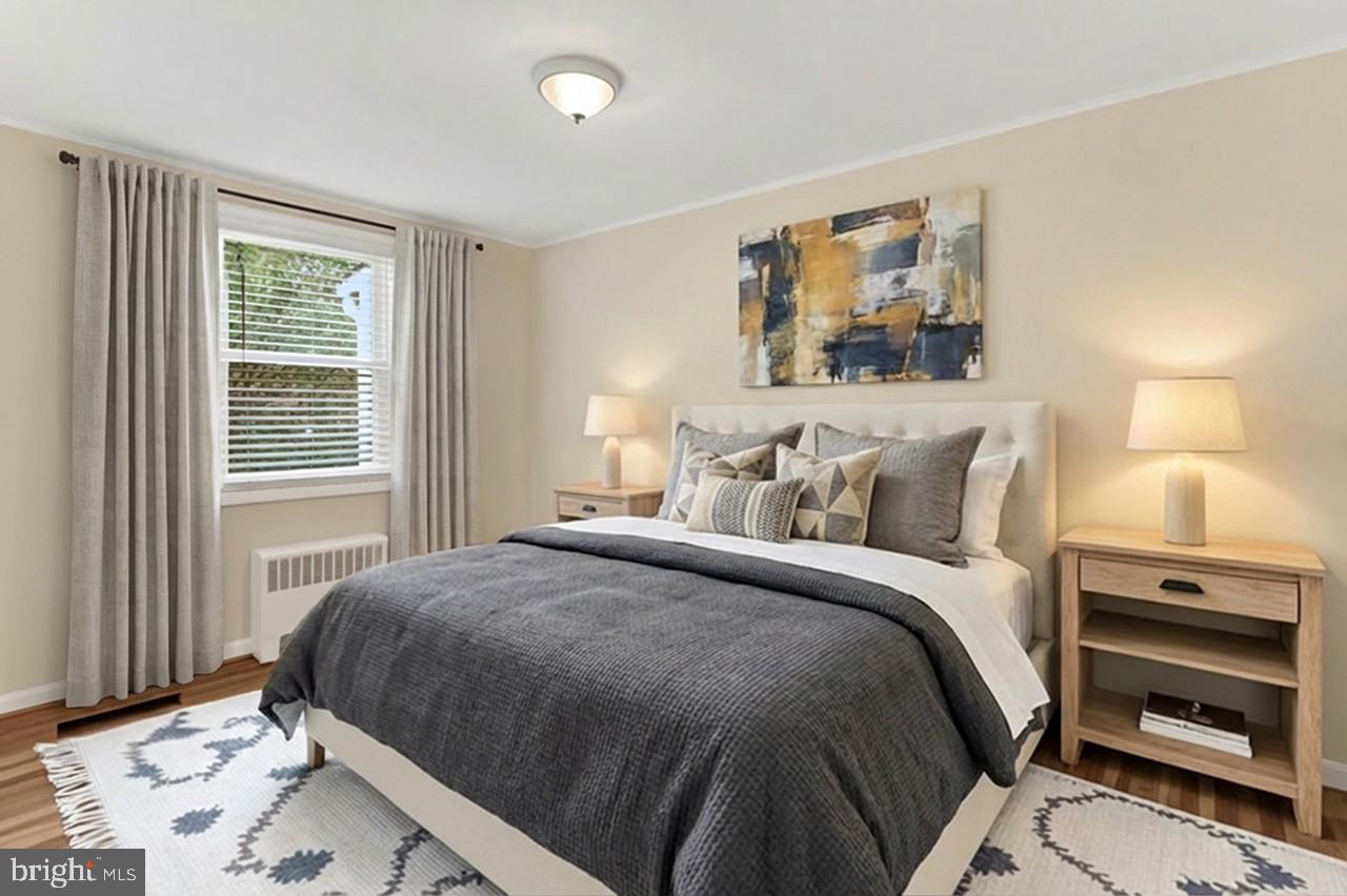 WARWICK VILLAGE - Residential