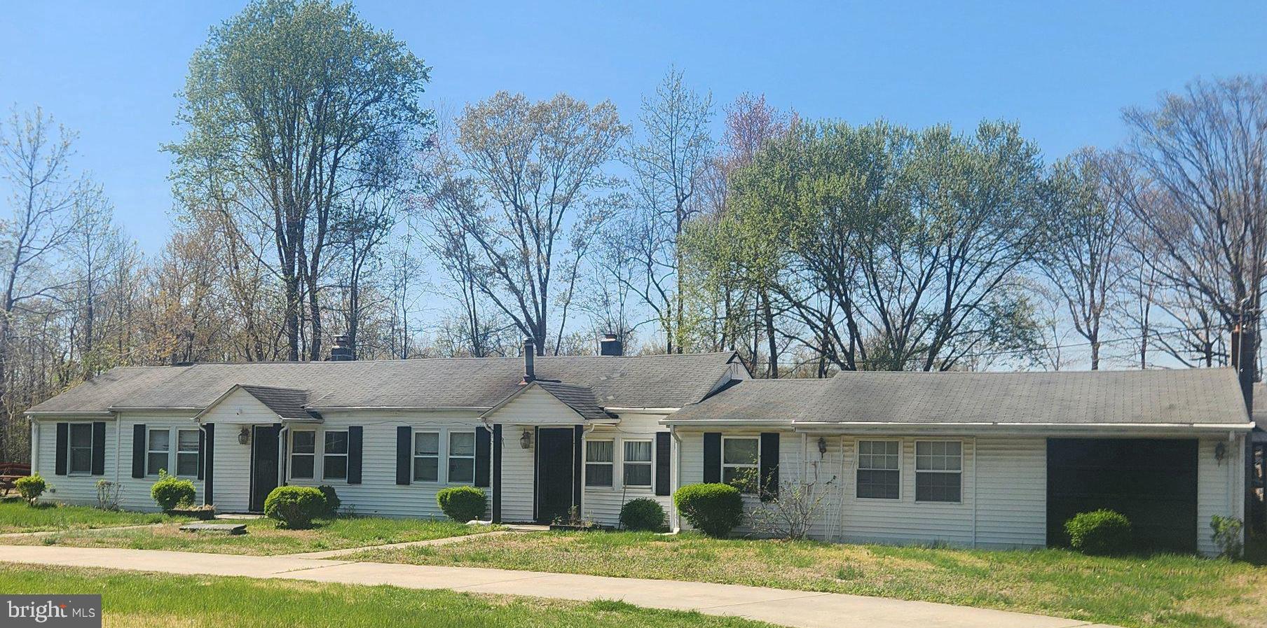 EARLY MANOR - Residential
