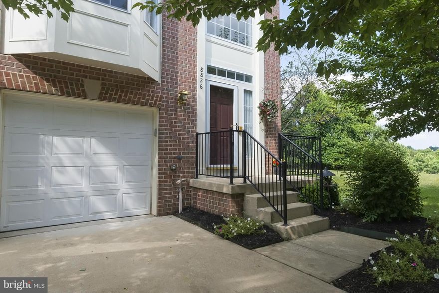 NEW CARPETING AND FRESHLY PAINTED. TRULY A BEAUTIFUL END OF GROUP. END OF CUL-DE-SAC. PRIVATE. HUGE FAMILY ROOM- WITH FIREPLACE AND NEW FULL BATH THAT CAN BE USED FOR ANOTHER BEDROOM? WALK OUT-LOVELY LIVING ROOM WITH HARDWOODS AND BUIILT INS. HUGE KITCHEN WITH CENTER ISLE, DINING AREA-BREAKFAST ROOM - 3 SEASONS PORCH-TWO TRUE MASTER SUITES - GREAT OPEN BACKYARD FEELS LIKE A SINGLE FAMILY HOME!
