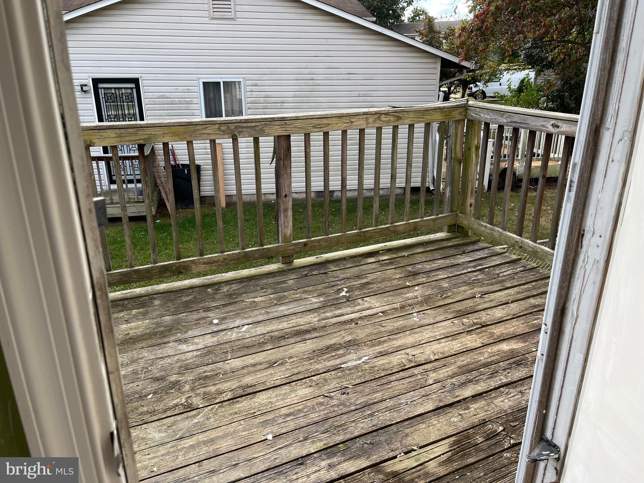 DRESDEN GREEN - Residential Lease