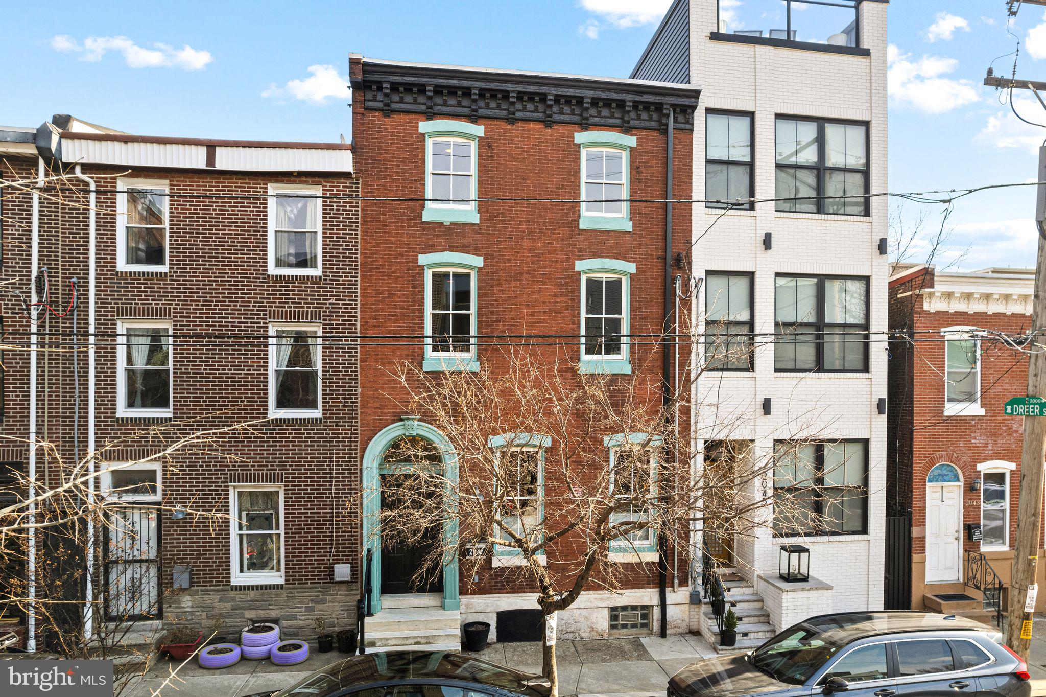 EAST KENSINGTON - Residential