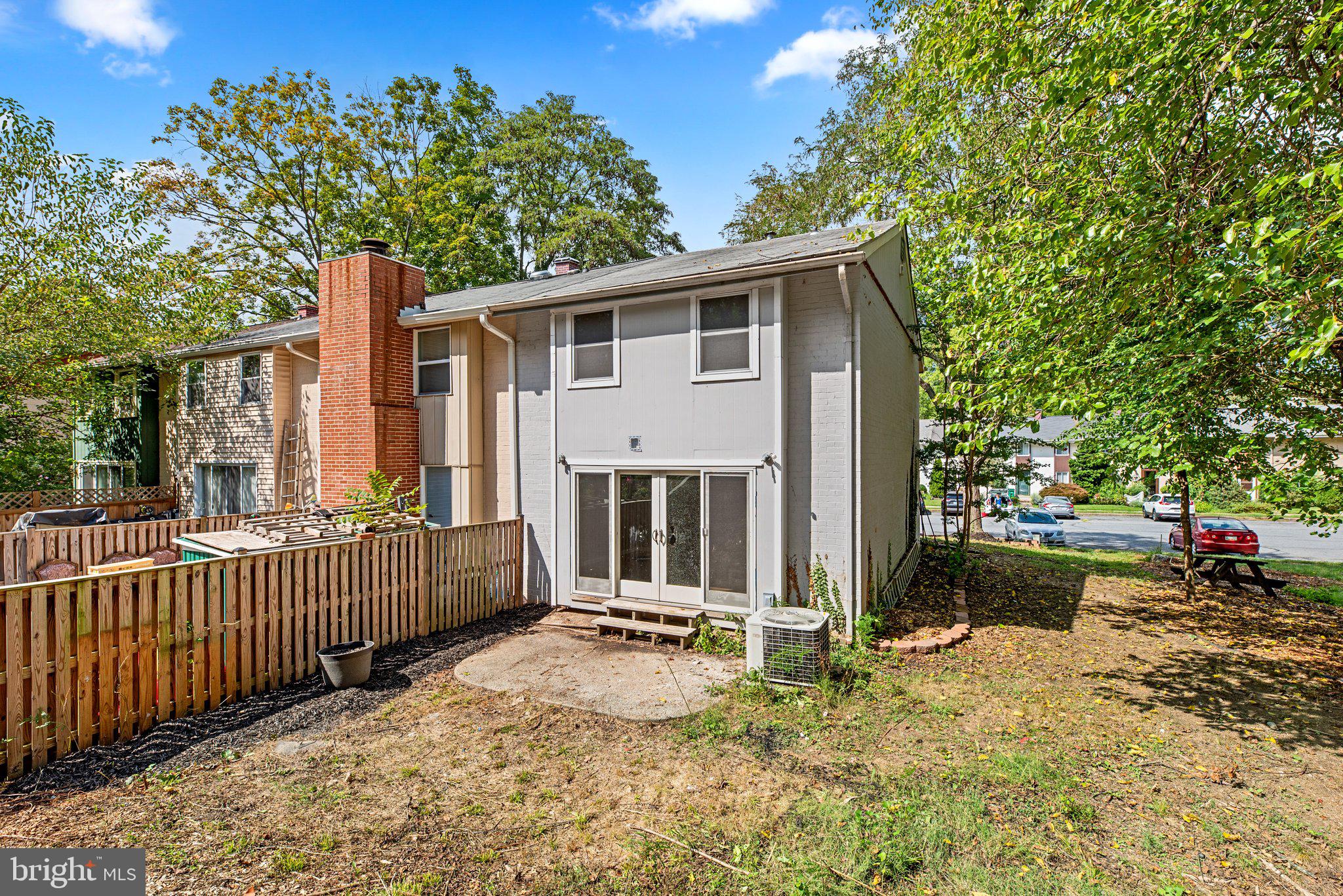 VILLAGE OF HARPERS CHOICE - Residential