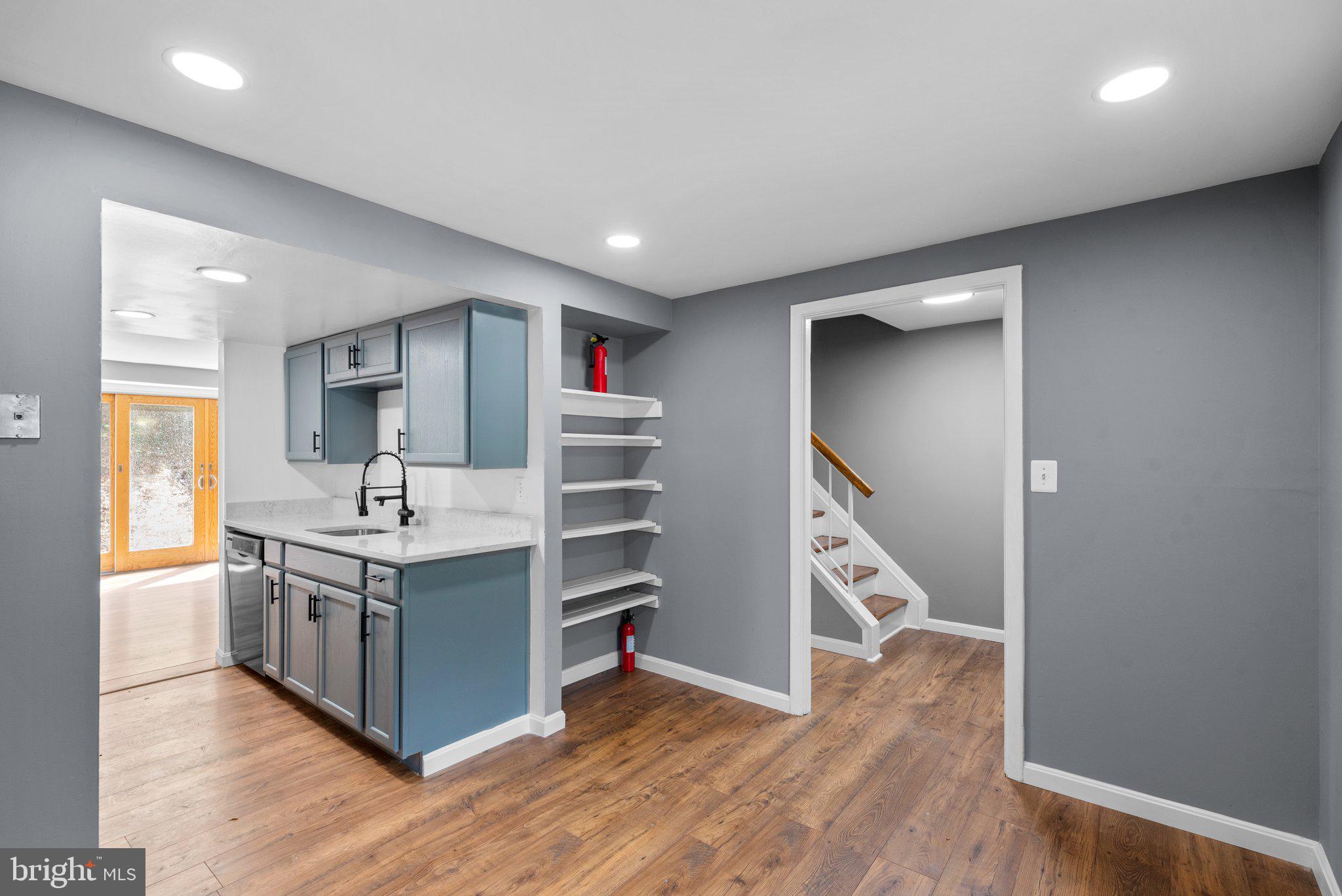 VILLAGE OF HARPERS CHOICE - Residential