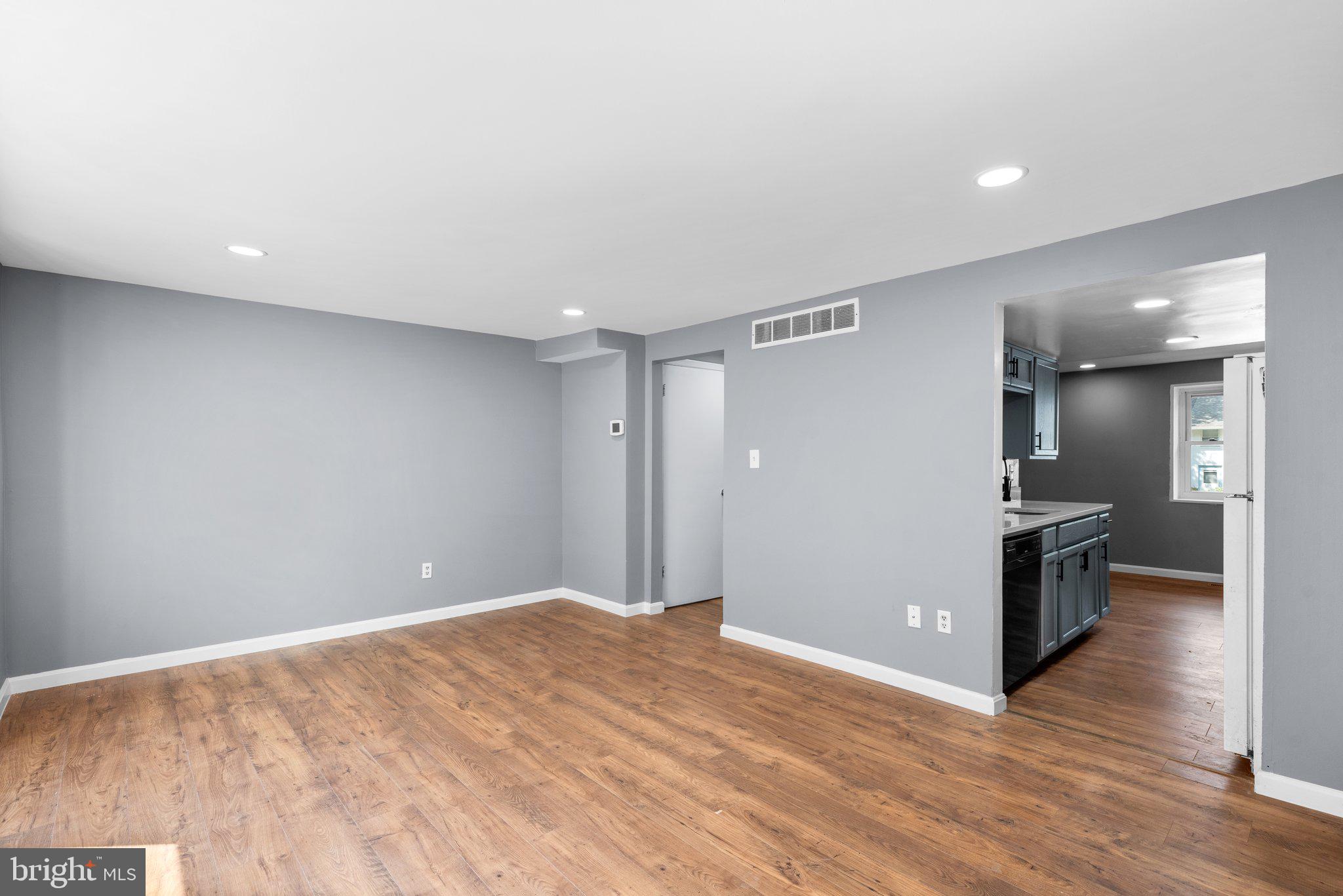 VILLAGE OF HARPERS CHOICE - Residential