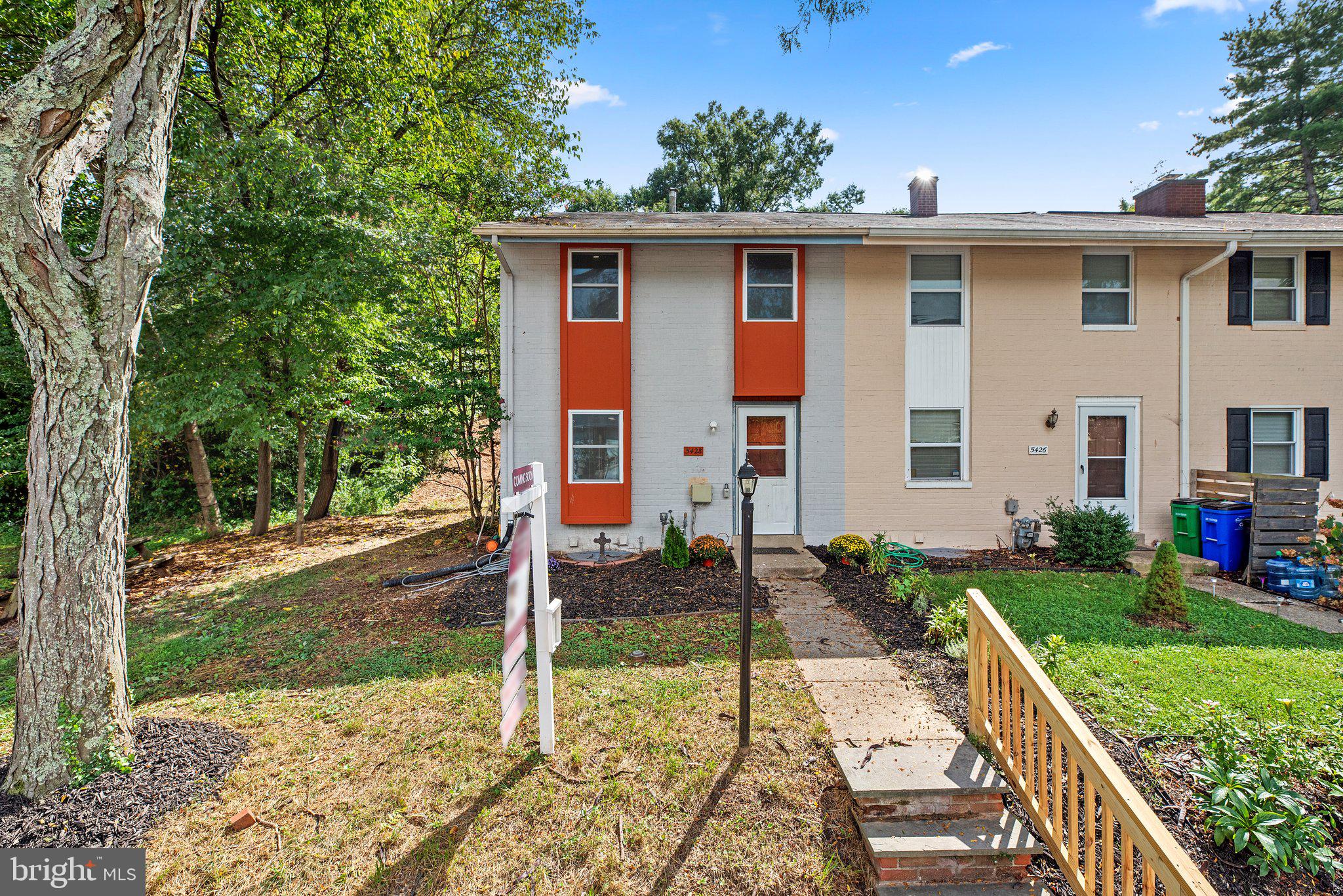 VILLAGE OF HARPERS CHOICE - Residential