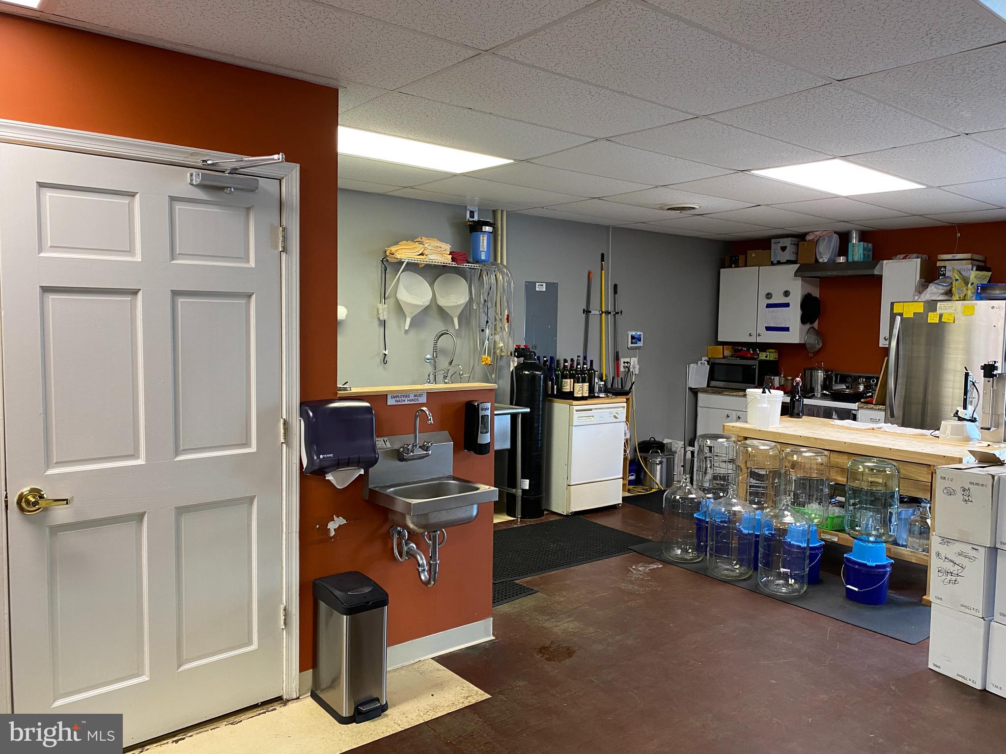 6320 FIVE MILE CENTRE PARK A