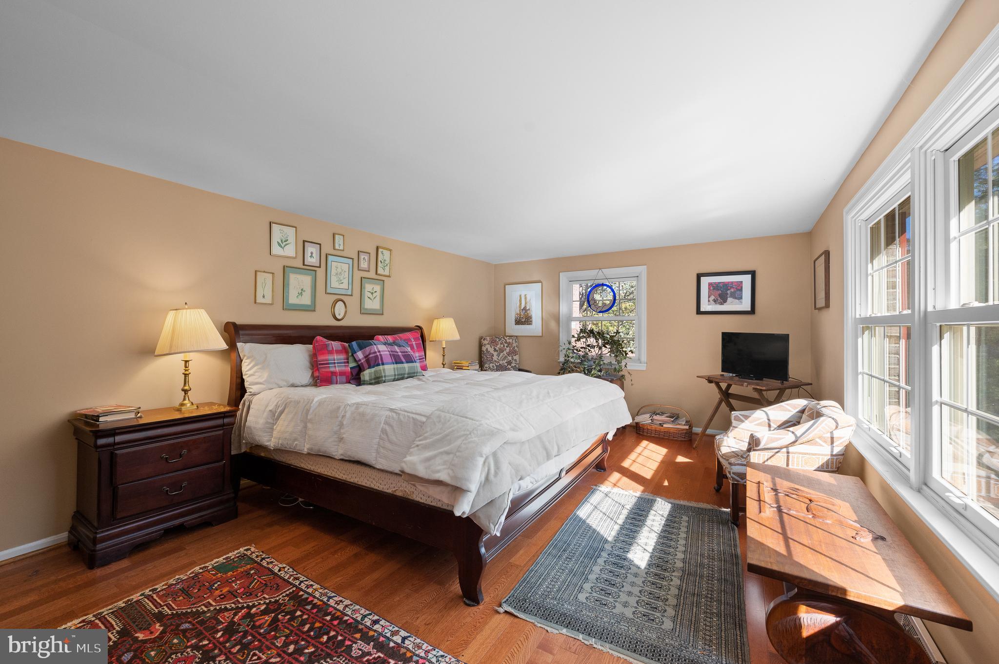 RADNOR HUNT - Residential