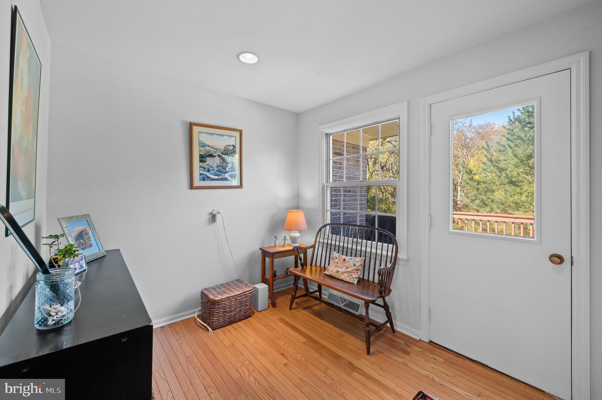 RADNOR HUNT - Residential