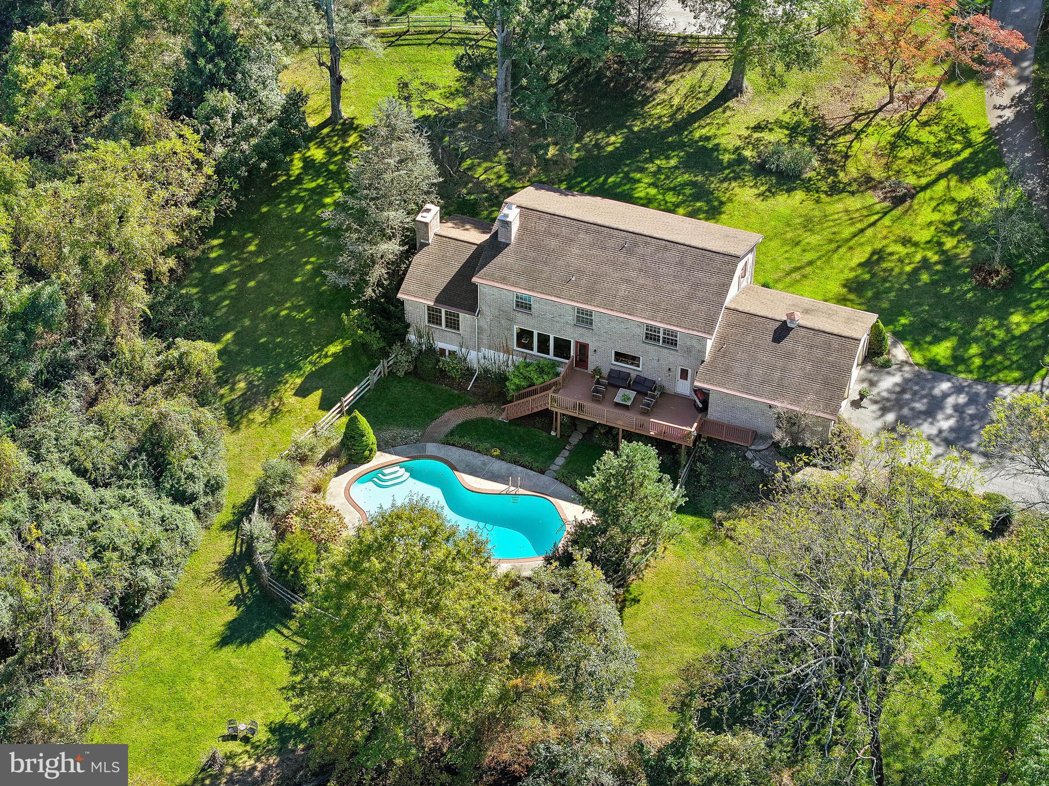 RADNOR HUNT - Residential