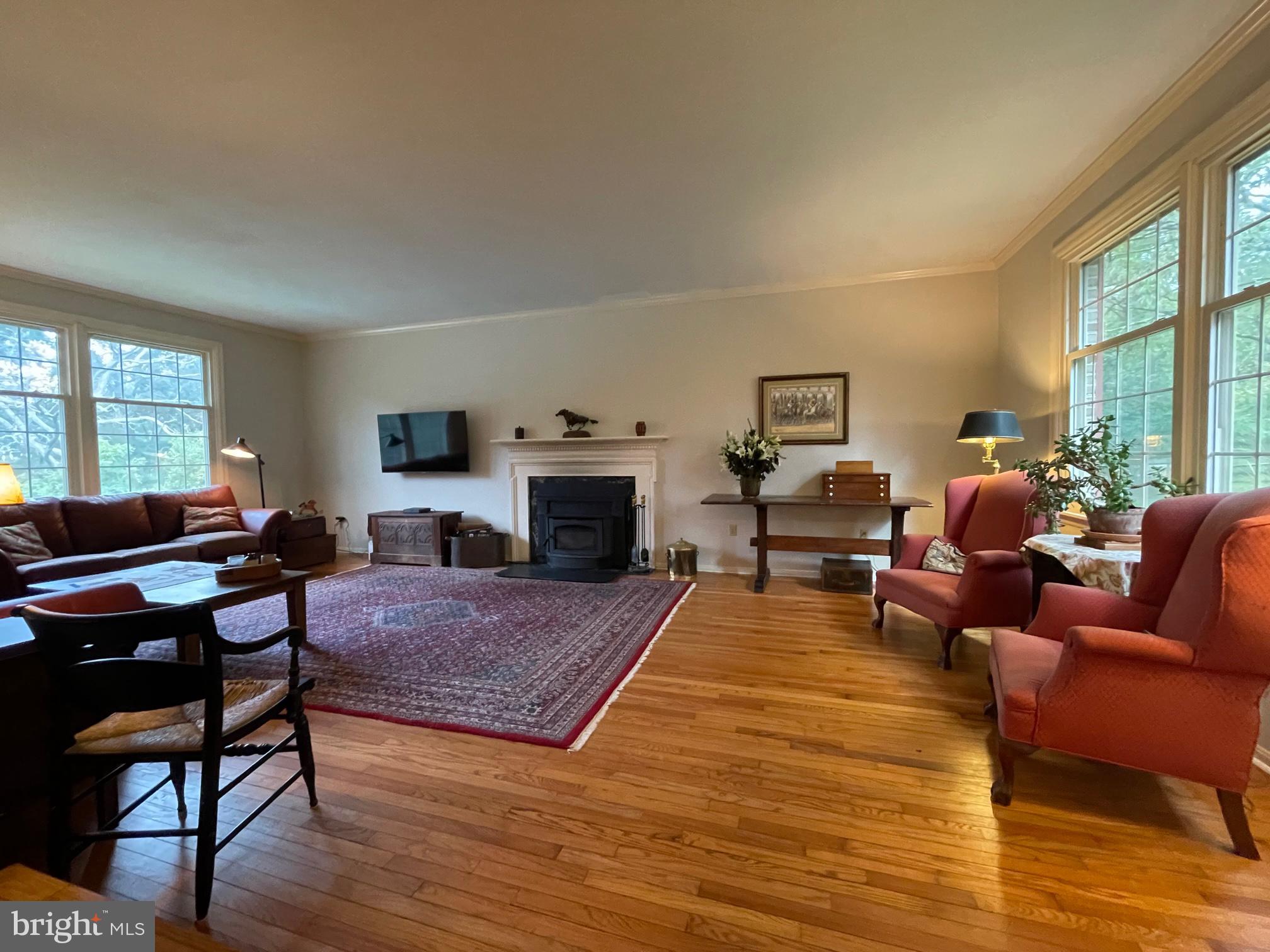 RADNOR HUNT - Residential