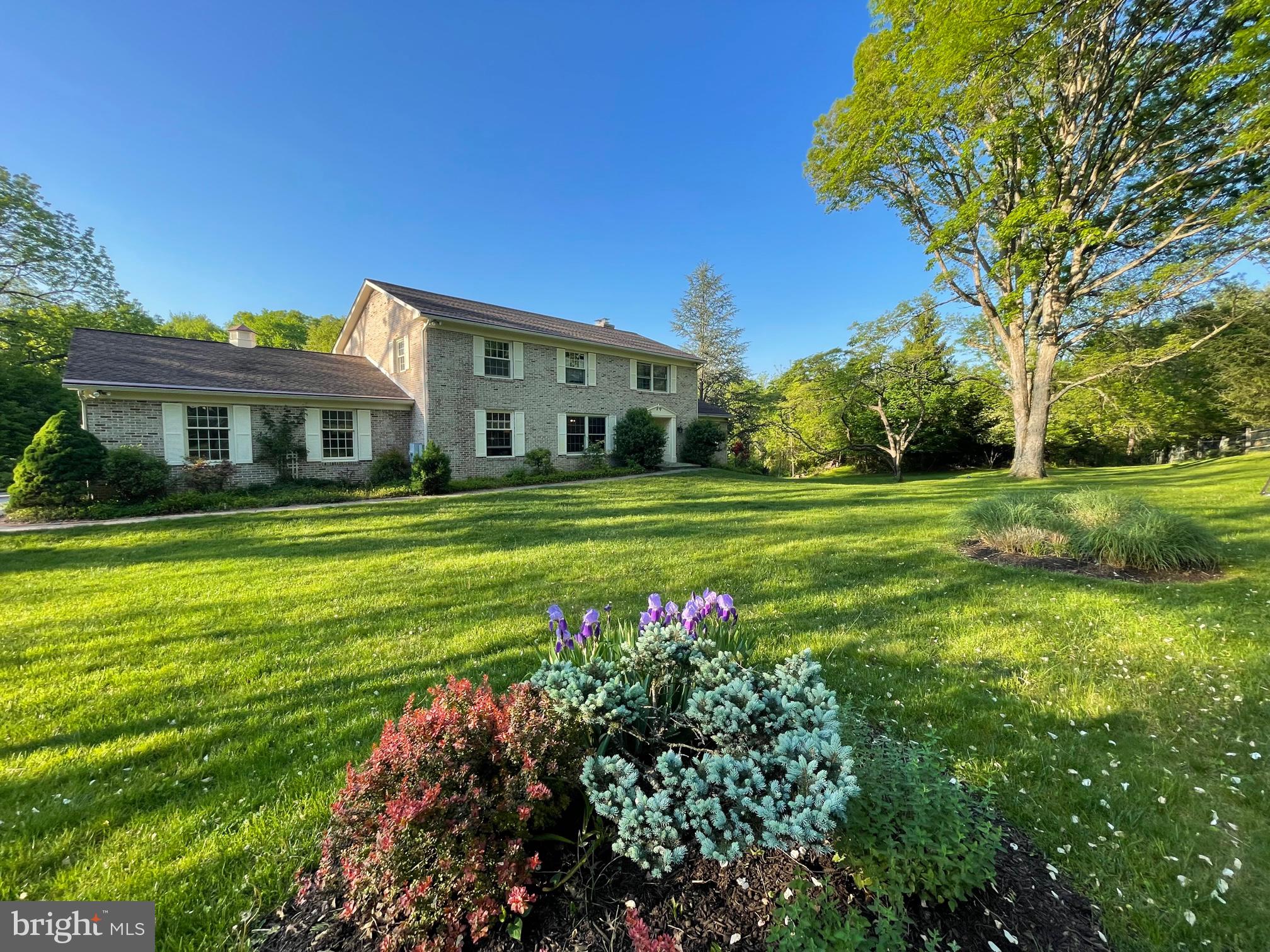 RADNOR HUNT - Residential