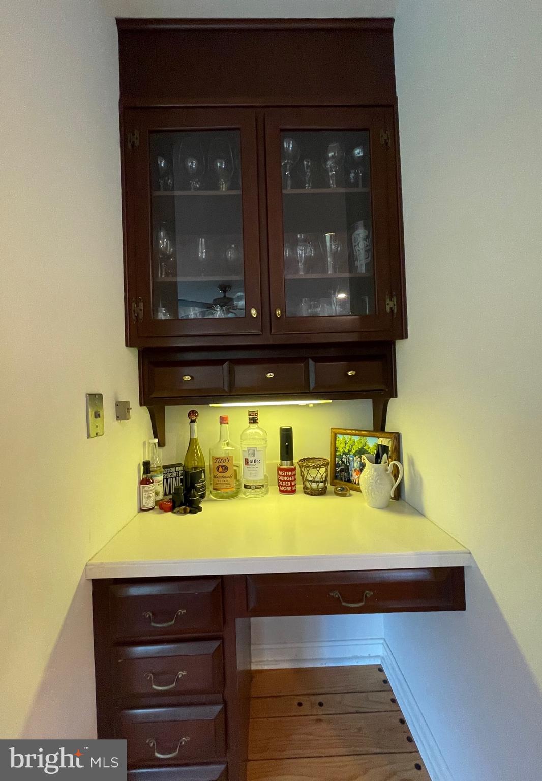 RADNOR HUNT - Residential