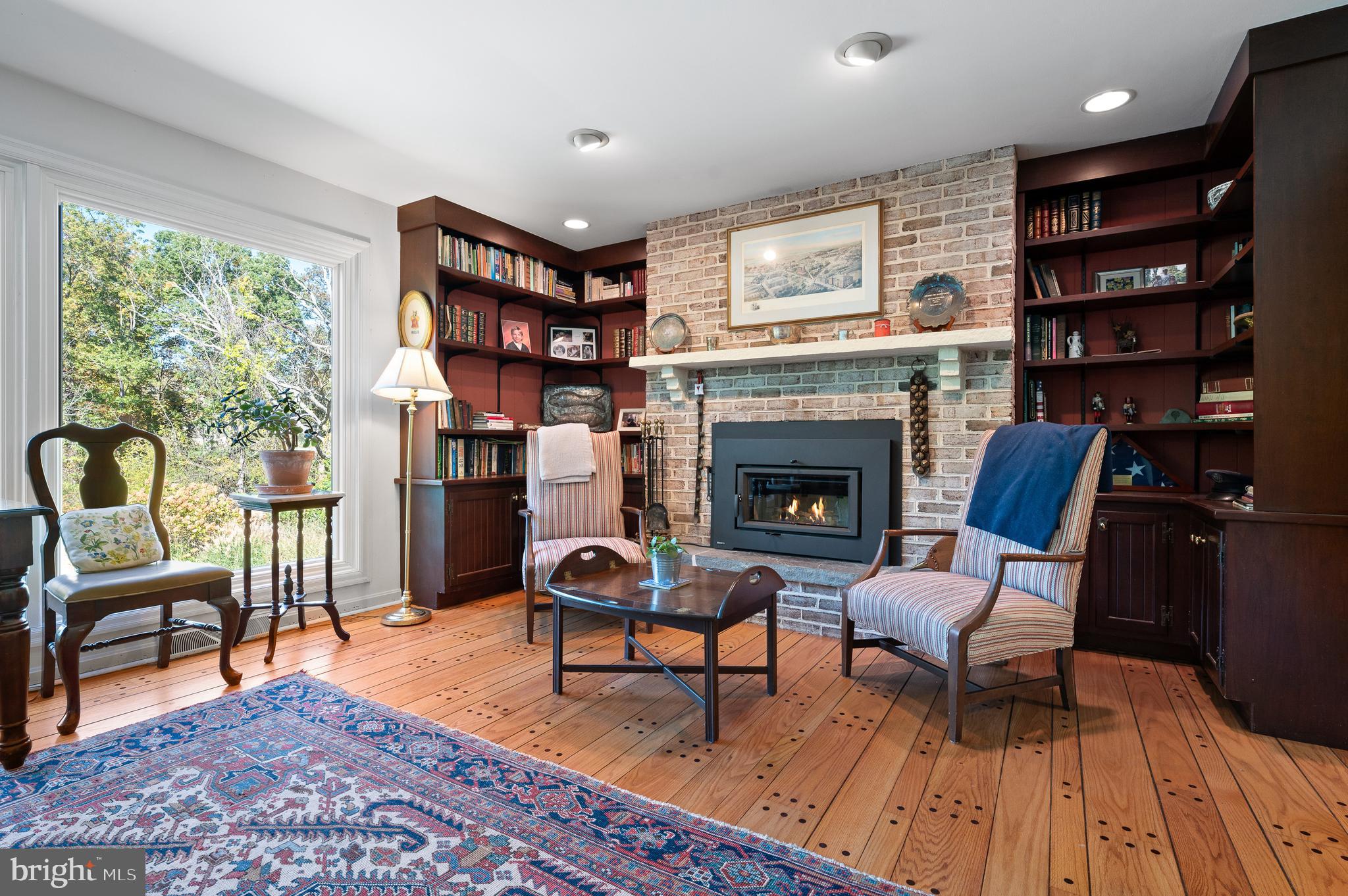 RADNOR HUNT - Residential