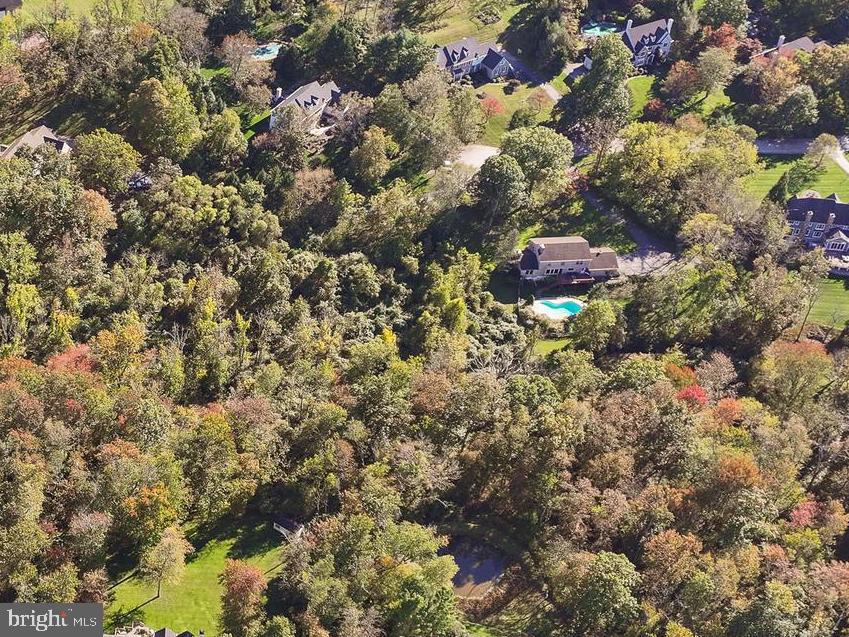 RADNOR HUNT - Residential