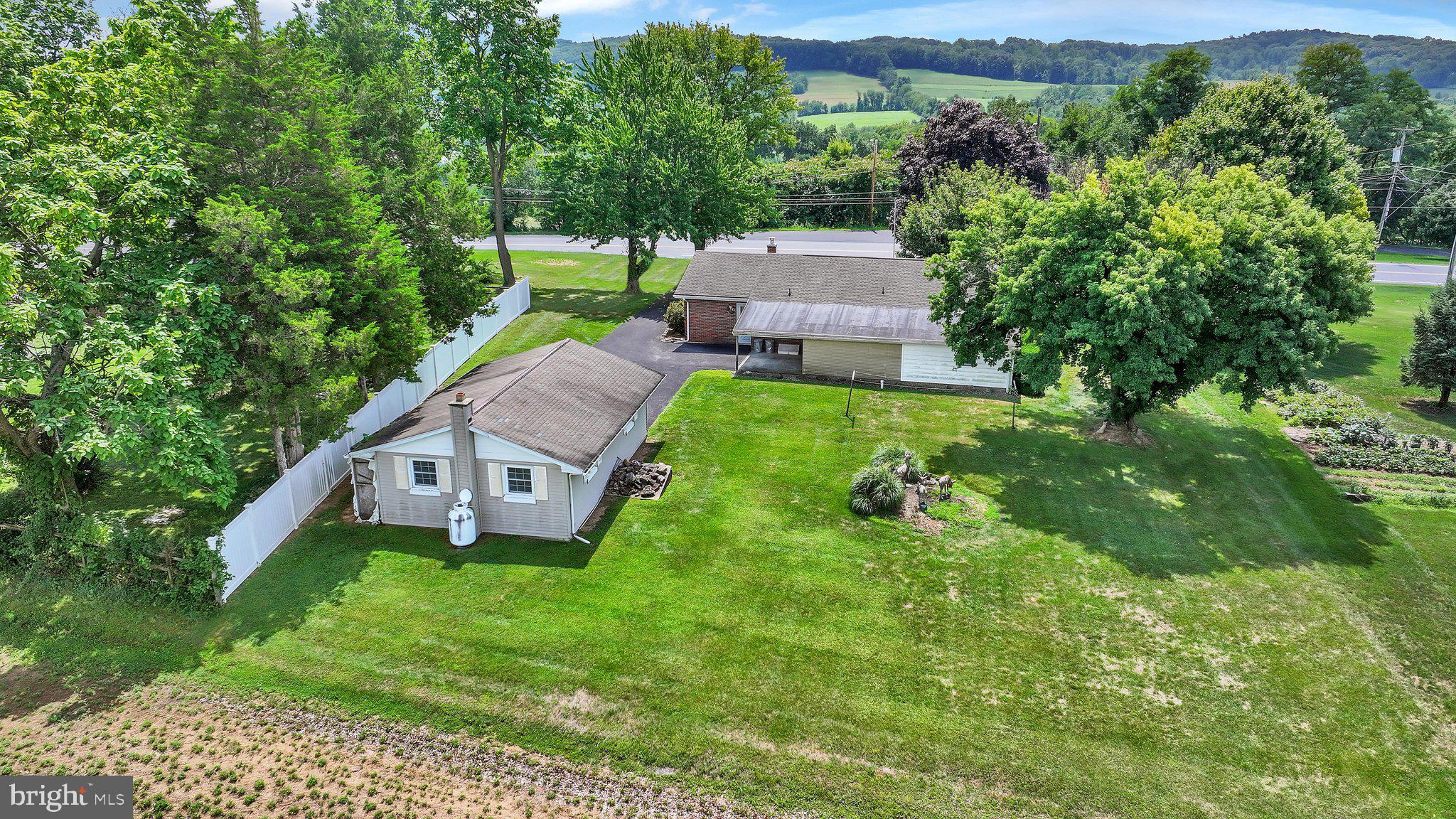 595 NEW SCHAEFFERSTOWN ROAD