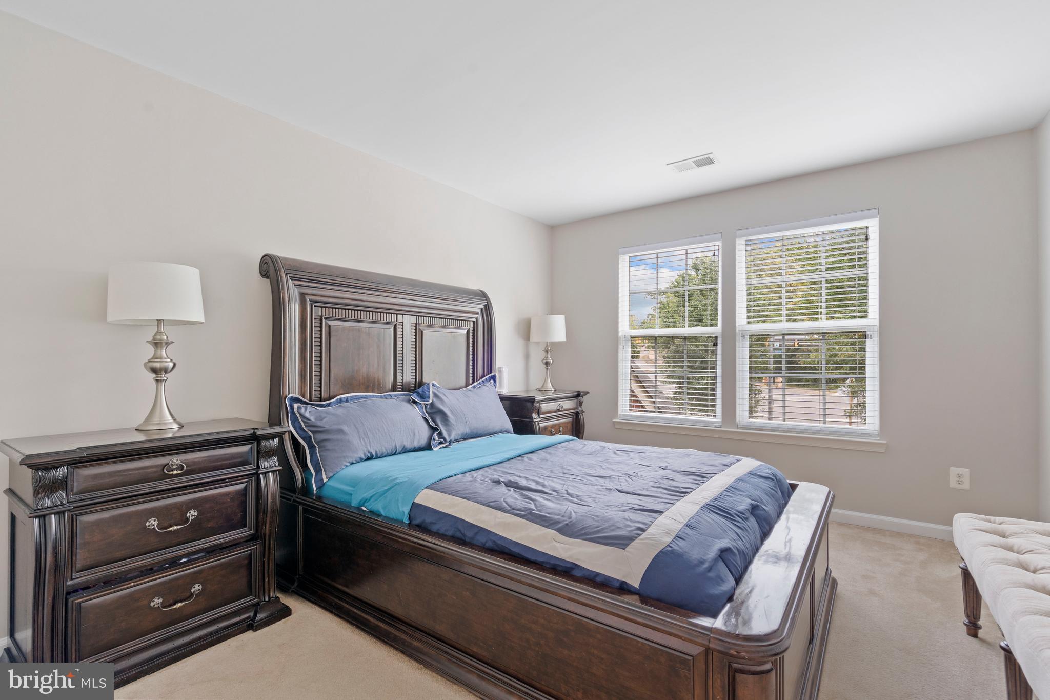 HOLLY CREEK - Residential