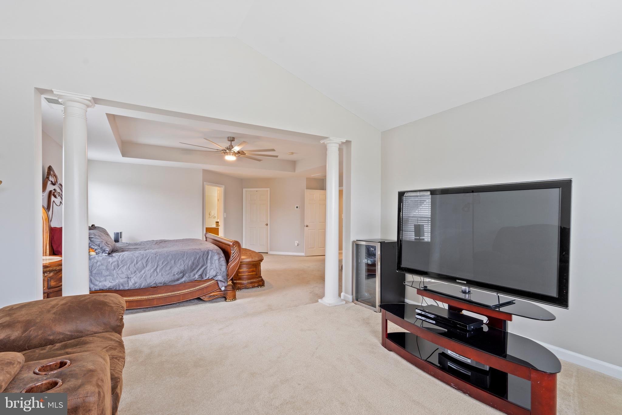 HOLLY CREEK - Residential