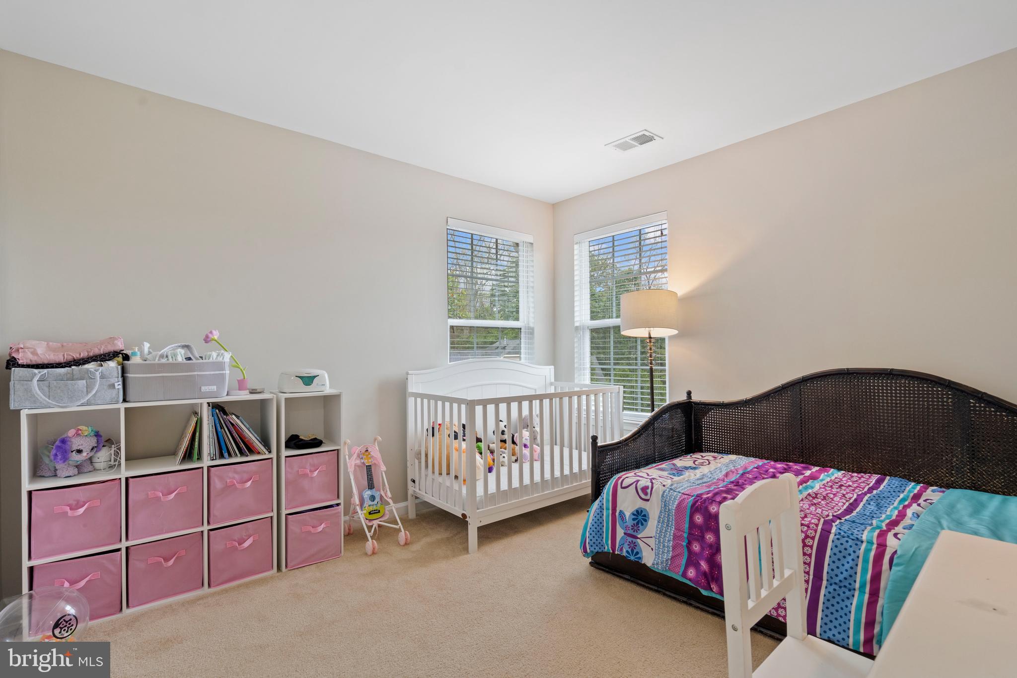 HOLLY CREEK - Residential