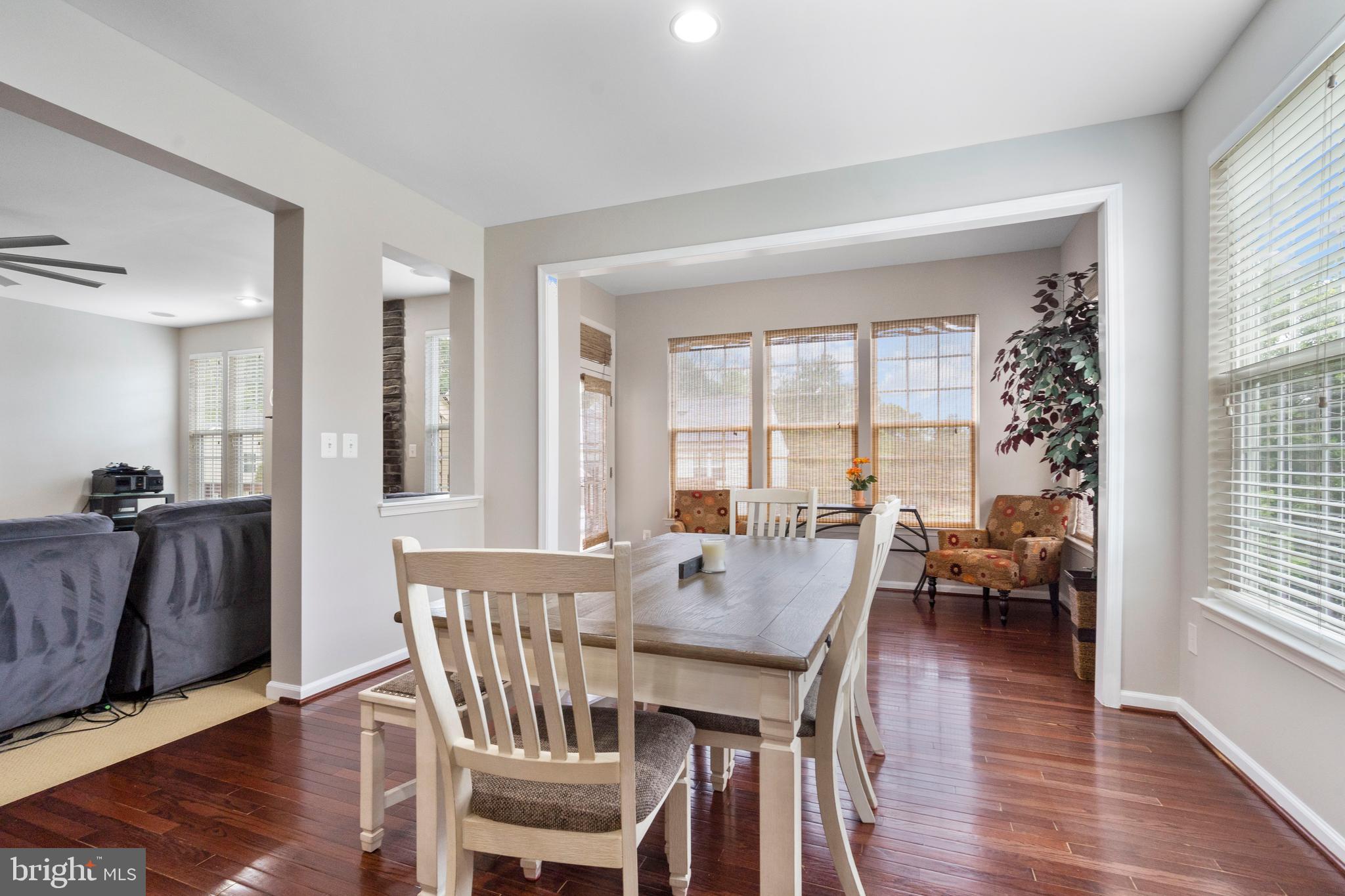 HOLLY CREEK - Residential