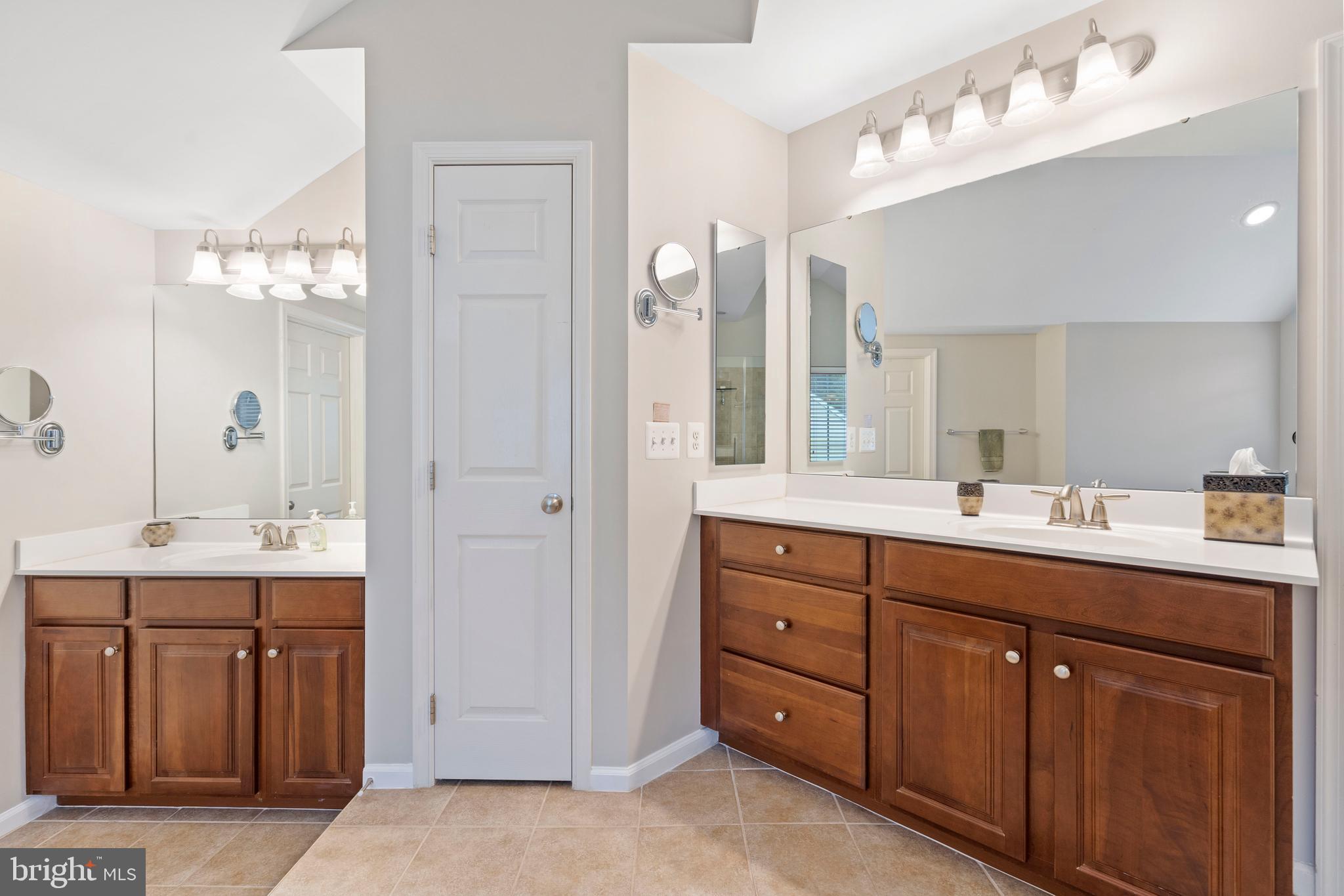 HOLLY CREEK - Residential