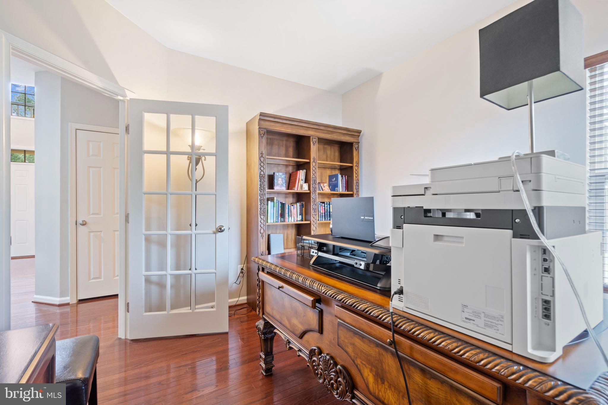 HOLLY CREEK - Residential