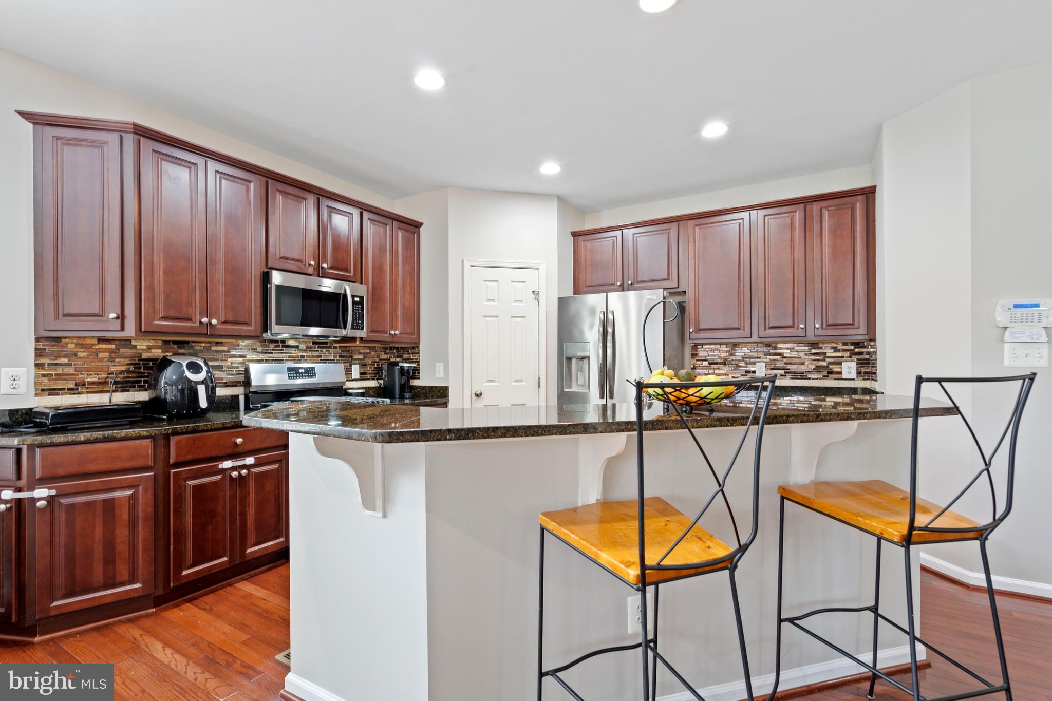 HOLLY CREEK - Residential