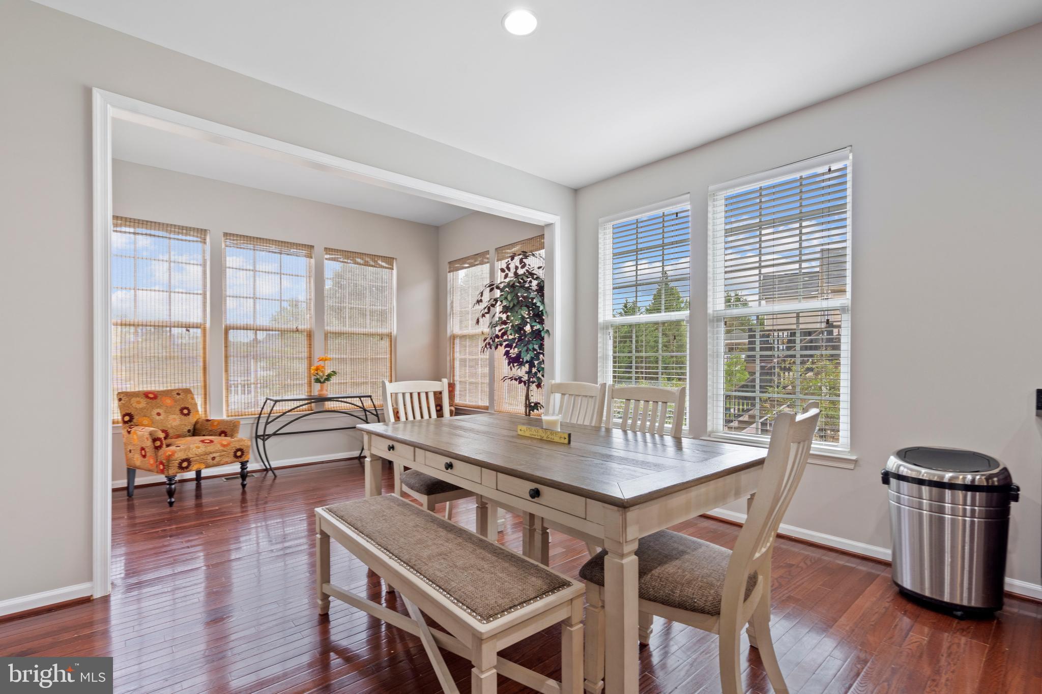 HOLLY CREEK - Residential