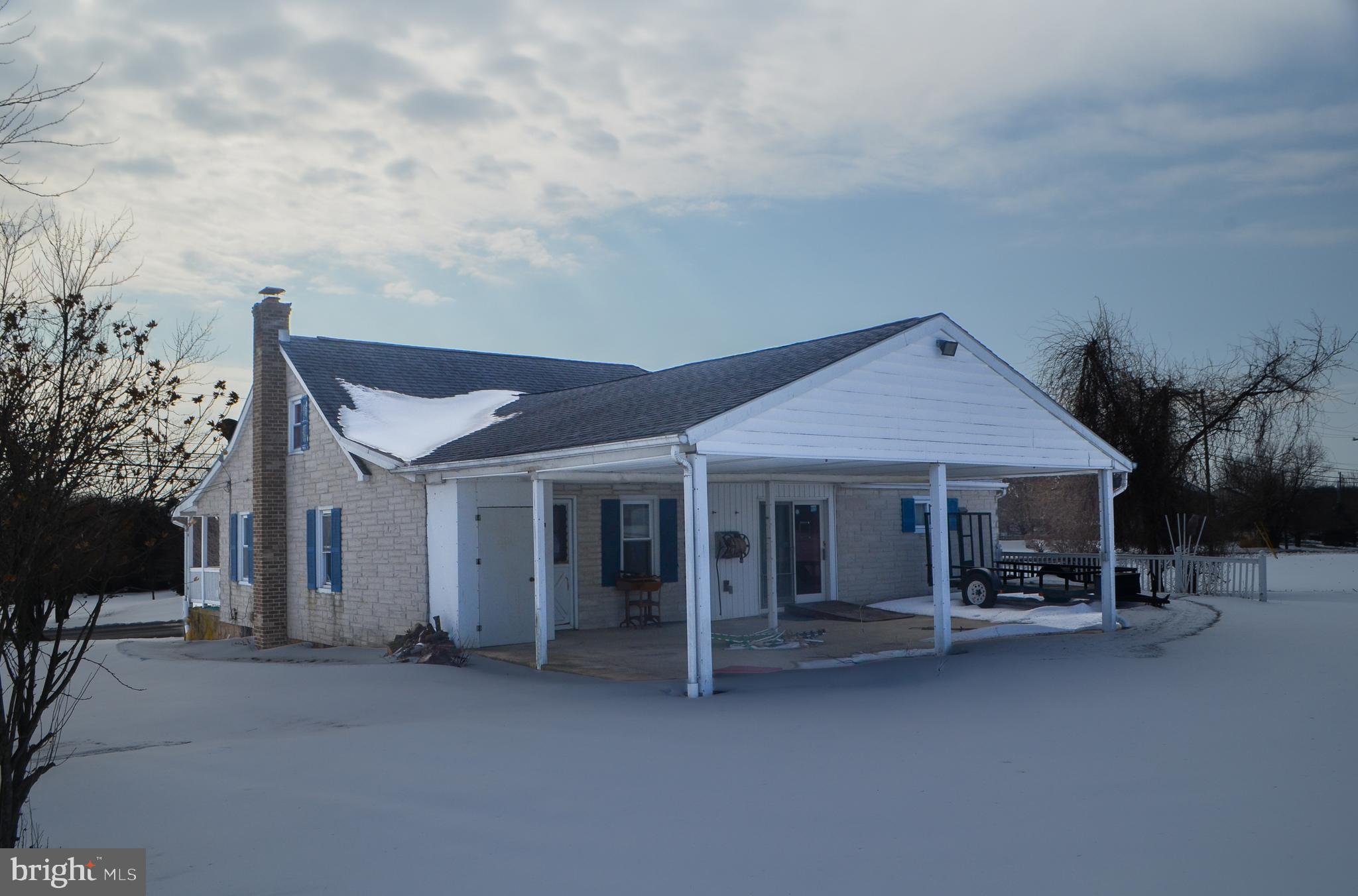 ROYAL MANOR ESTATES - Residential