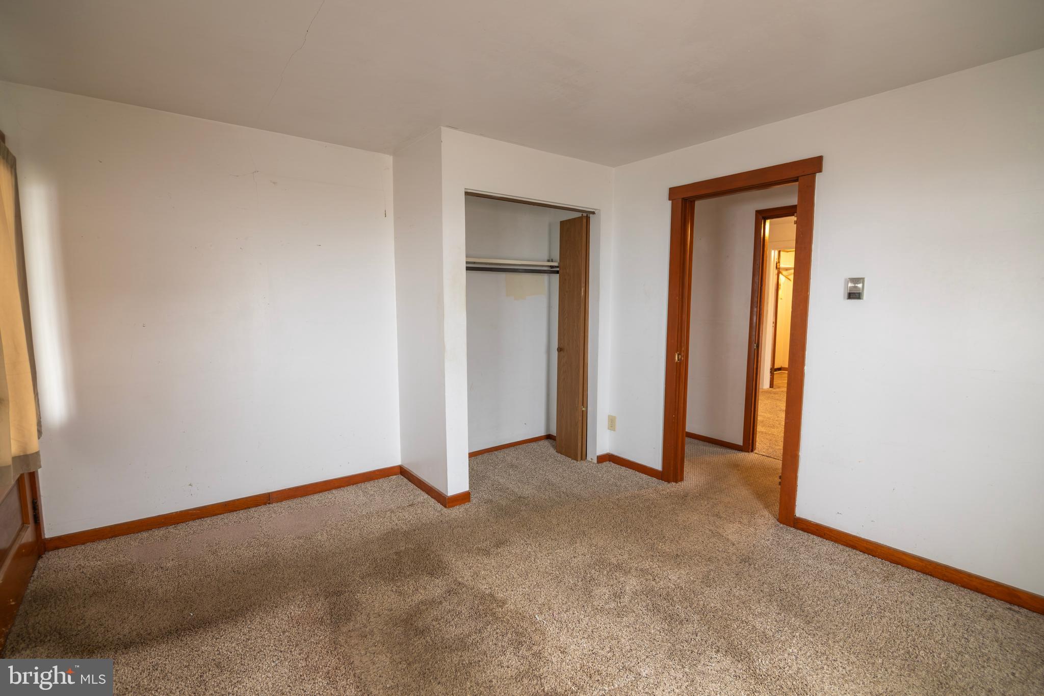 ROYAL MANOR ESTATES - Residential