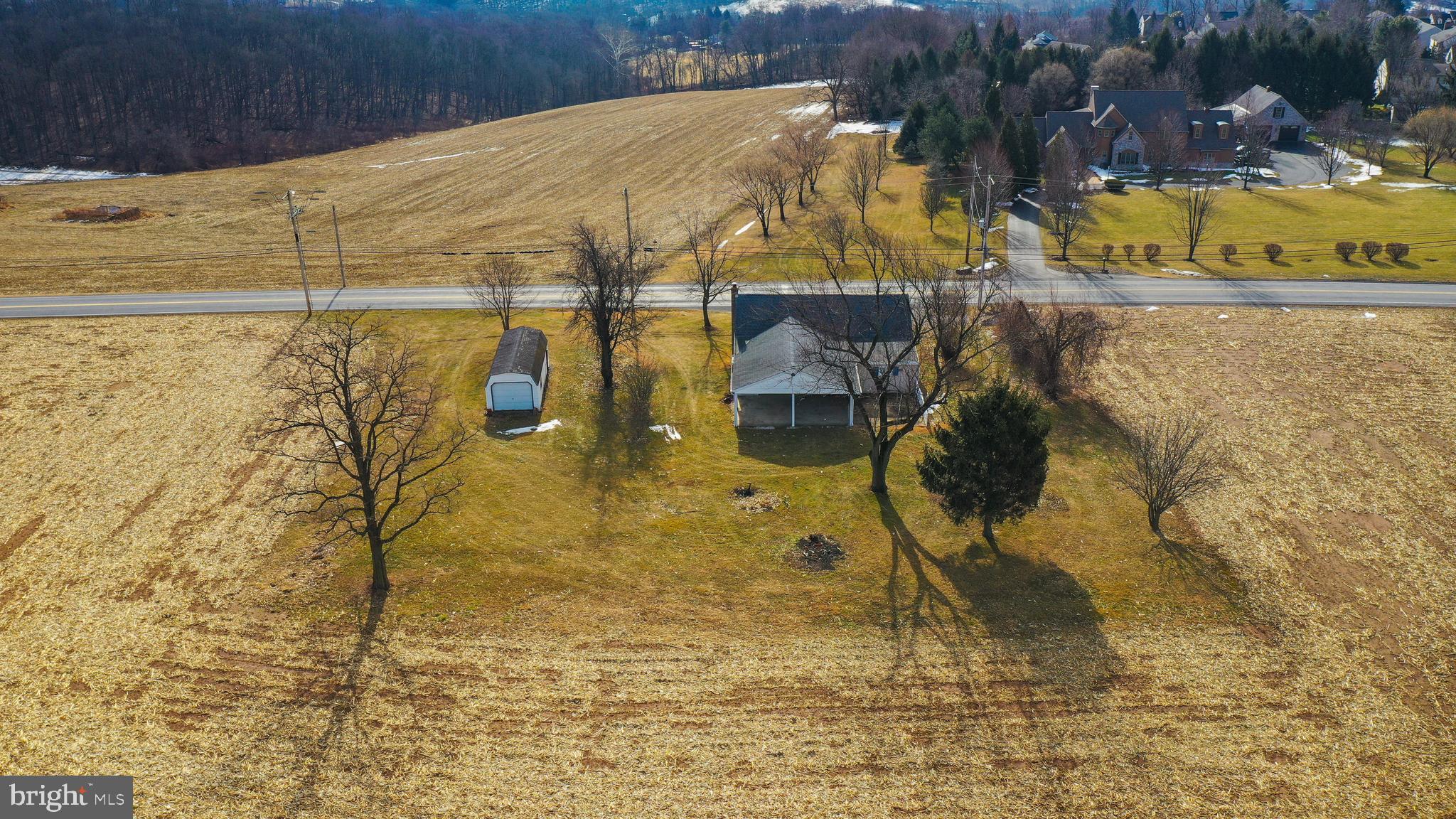 ROYAL MANOR ESTATES - Residential