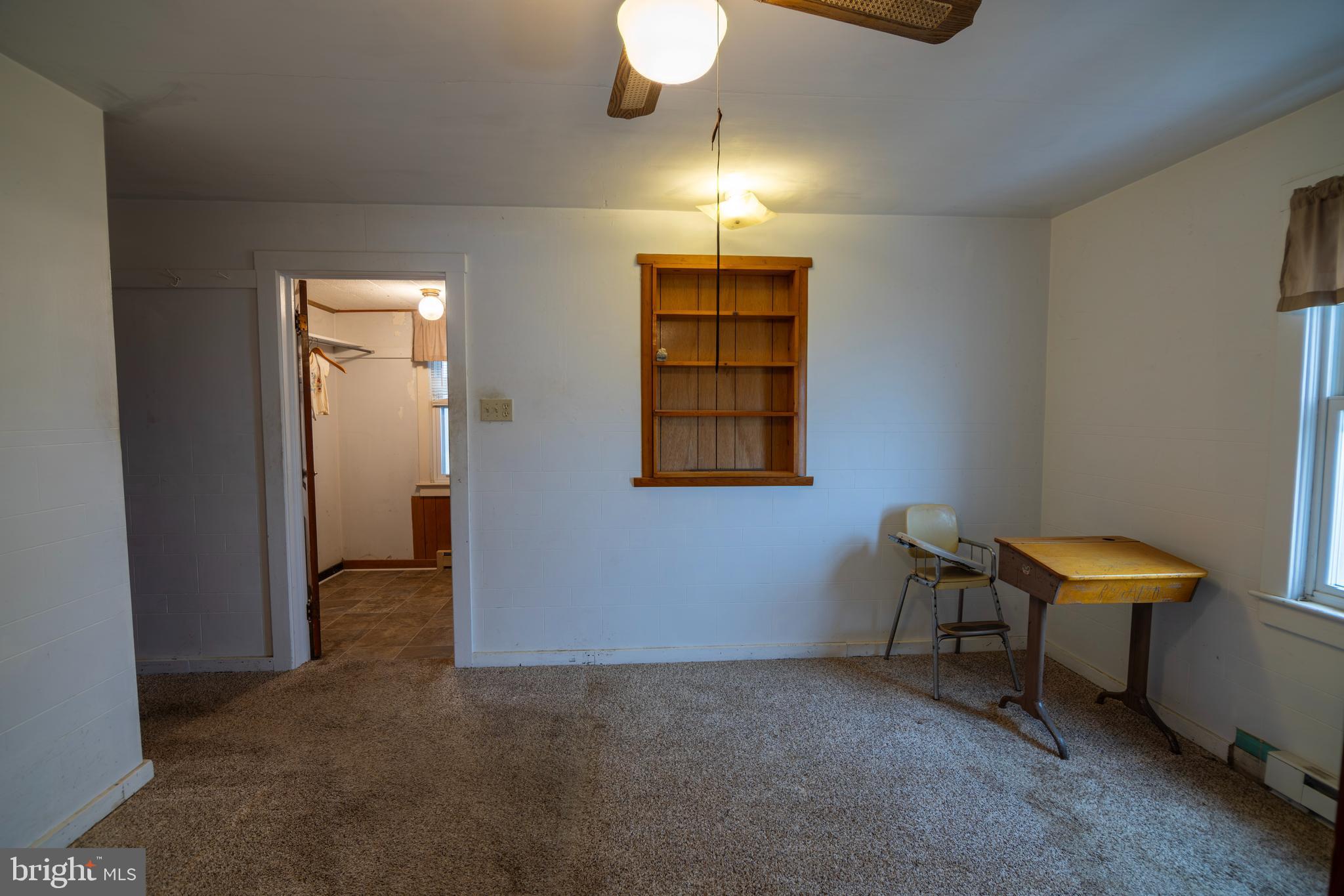 ROYAL MANOR ESTATES - Residential