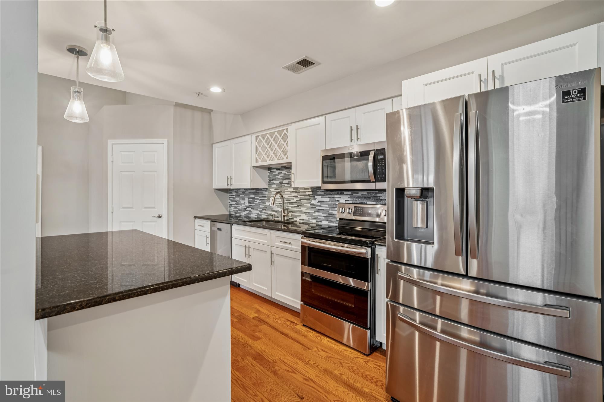 629 ADMIRAL DRIVE H8-305