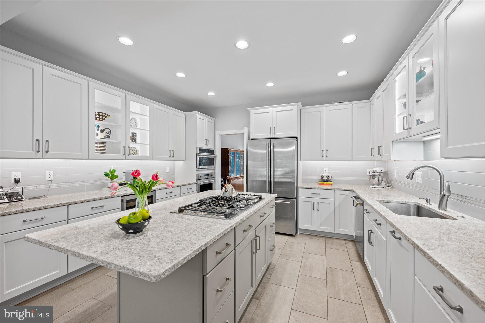 AVENEL - Residential