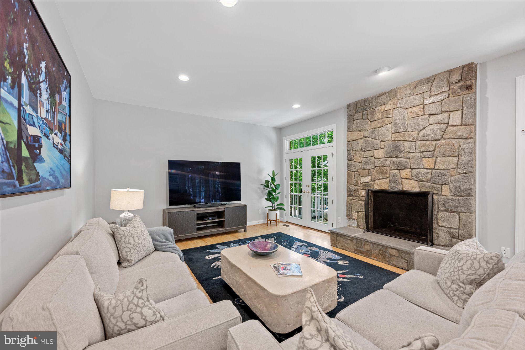 AVENEL - Residential