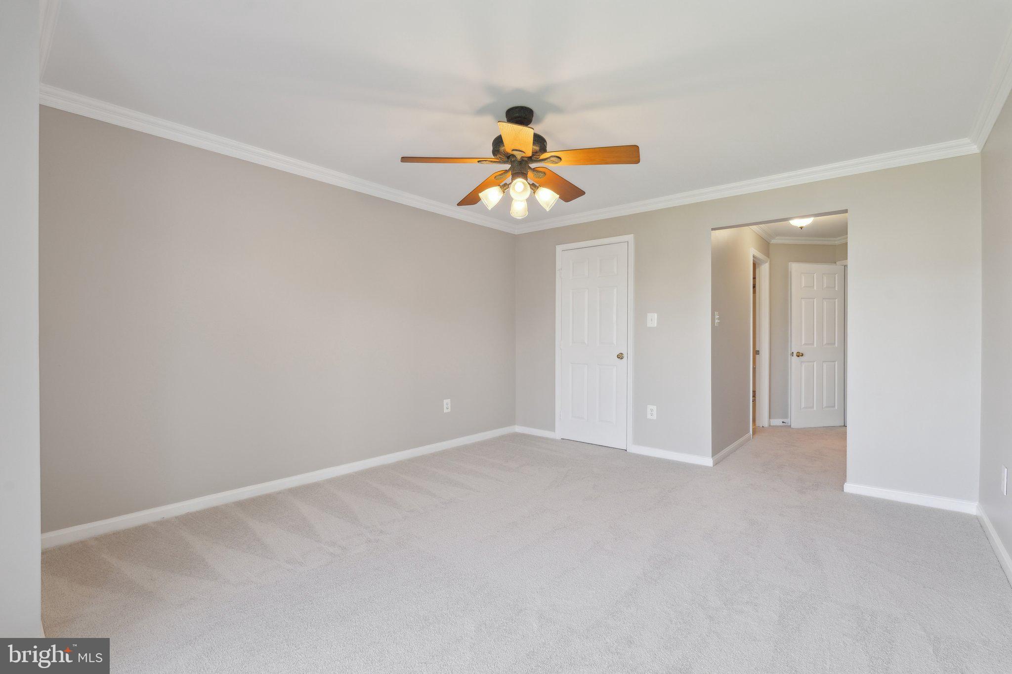 LAKESHORE CONDO - Residential Lease