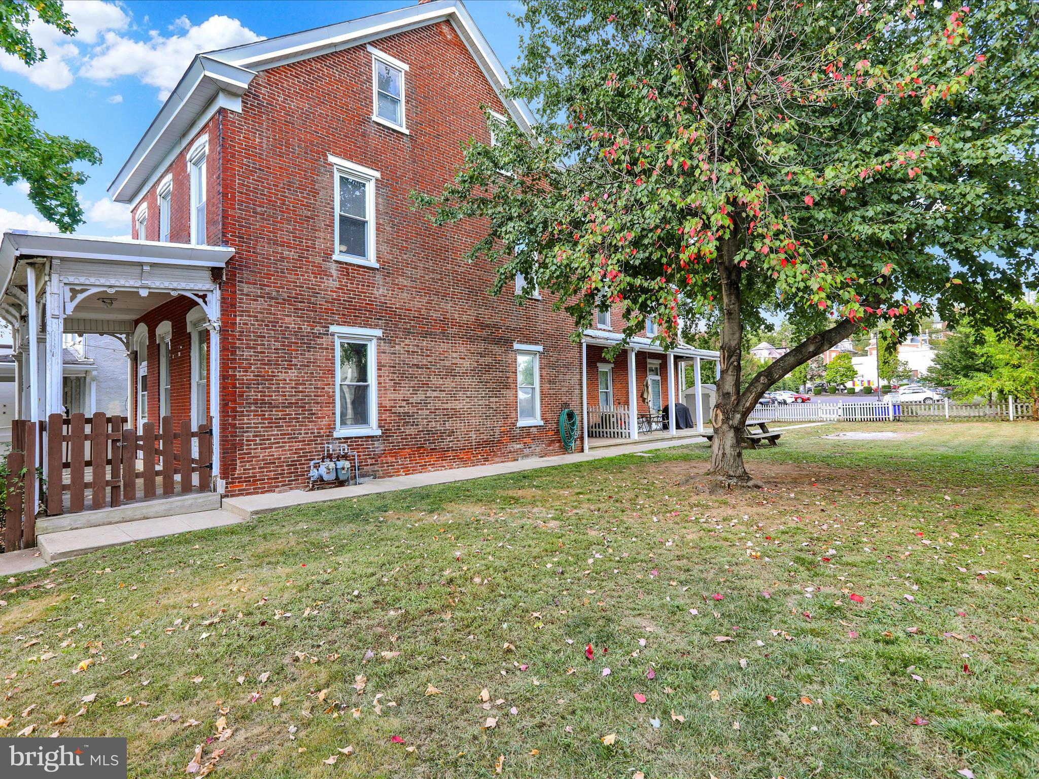 839 SOUTH STREET