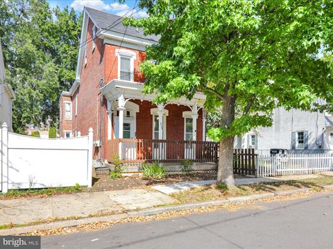 839 SOUTH STREET POTTSTOWN PA 19464