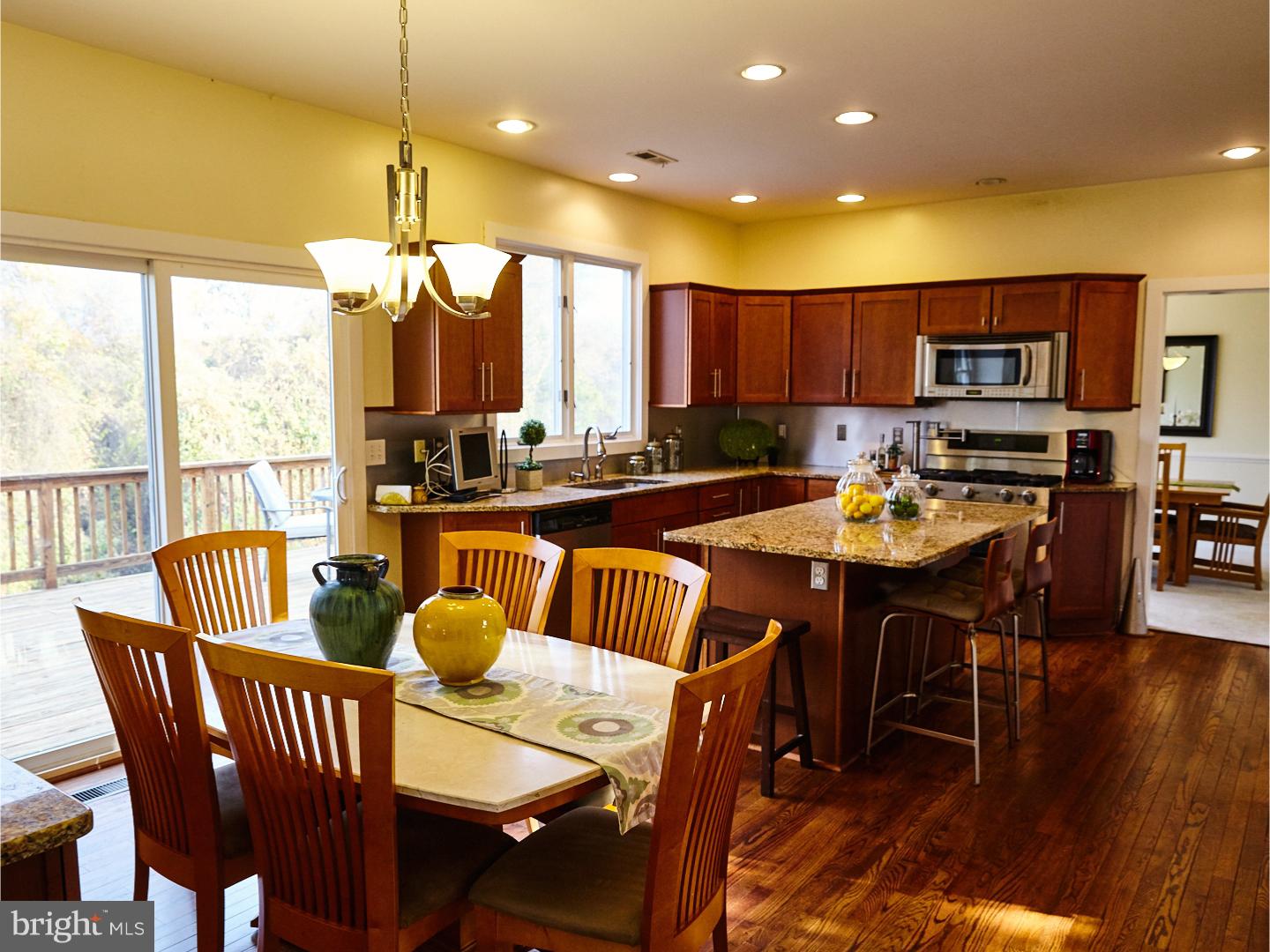 ROSE TREE ESTS - Residential