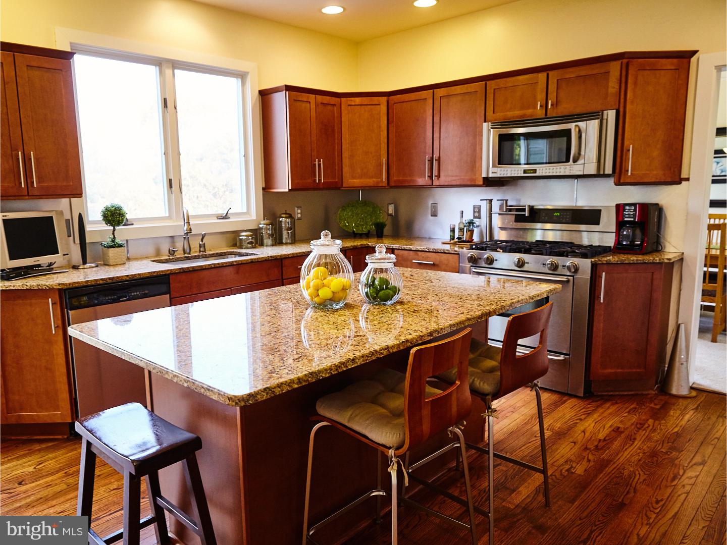 ROSE TREE ESTS - Residential