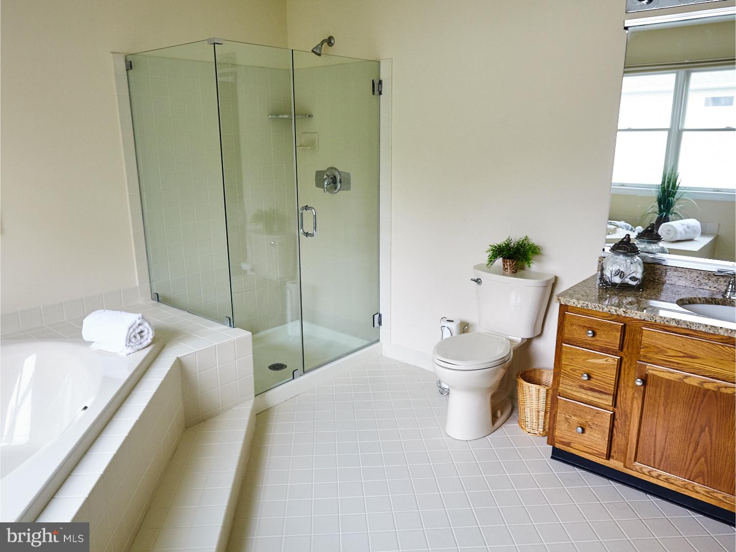 ROSE TREE ESTS - Residential