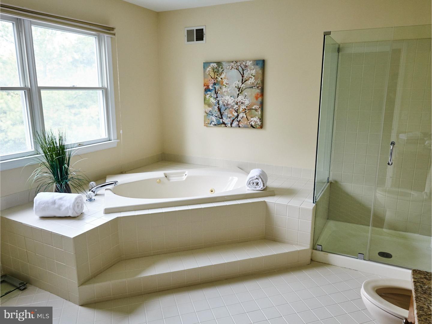 ROSE TREE ESTS - Residential