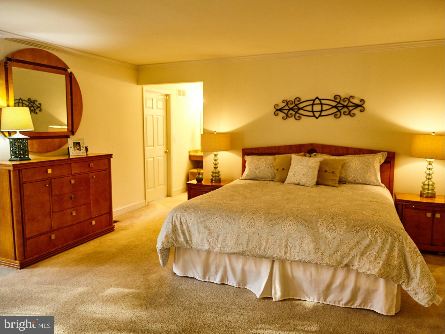 ROSE TREE ESTS - Residential