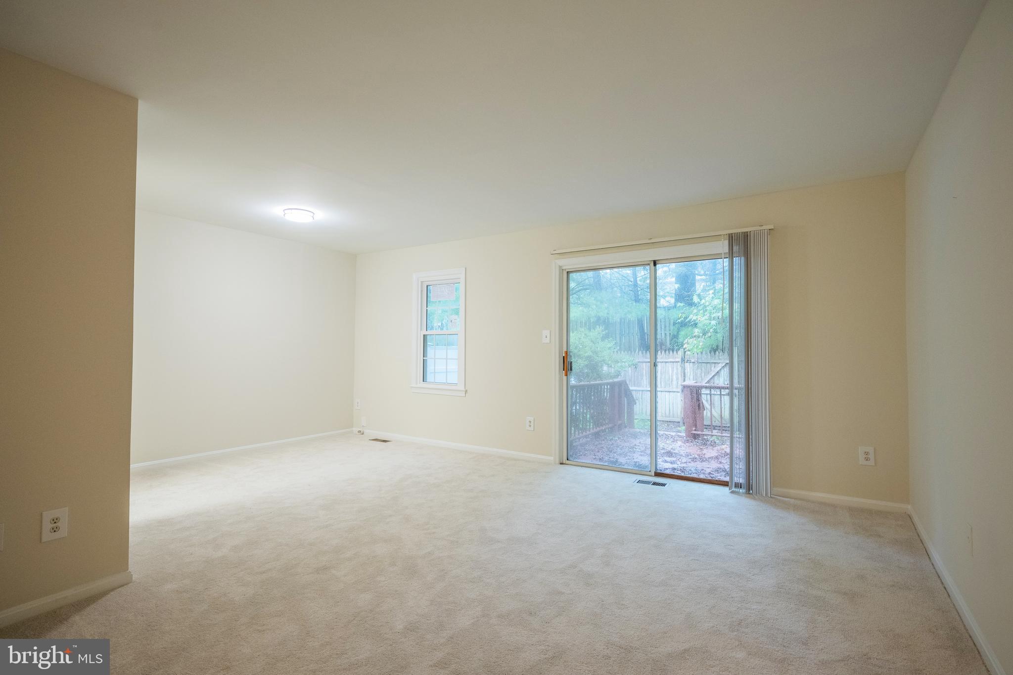 BURGOYNE FOREST WEST - Residential Lease