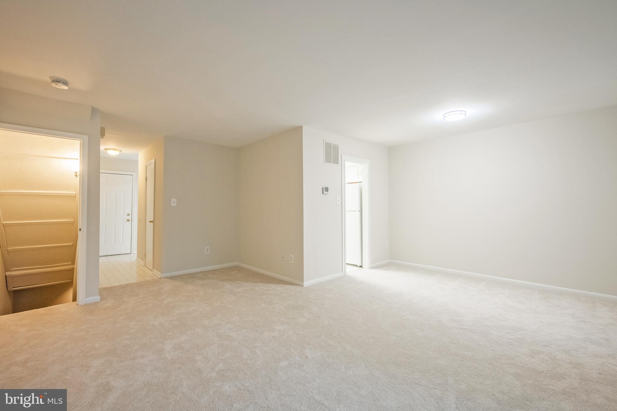 BURGOYNE FOREST WEST - Residential Lease