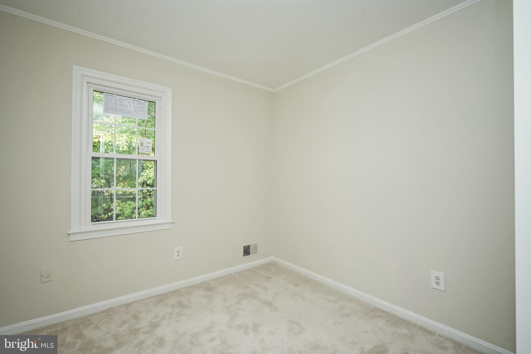 BURGOYNE FOREST WEST - Residential Lease