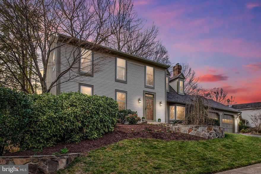 NOTICE: TODAY'S OPEN HOUSE ( 3/15 from 1-4pm) HAS BEEN CANCELLED:                                                                                                                                                                                                                                                      This immaculate home boasts four enormous bedrooms, gorgeous hardwood flooring and entertainment spaces throughout. Uprades in the  kitchen & bathrooms, updated appliances, NEW roof and gorgeous backyard deck/patio/hot tub/firepit are waiting for you! Great commuter location with proximity to Rt 123,  286 (FFX Cty Pkwy), Burke Centre Parkway, Braddock Road, and the Burke VRE Station.