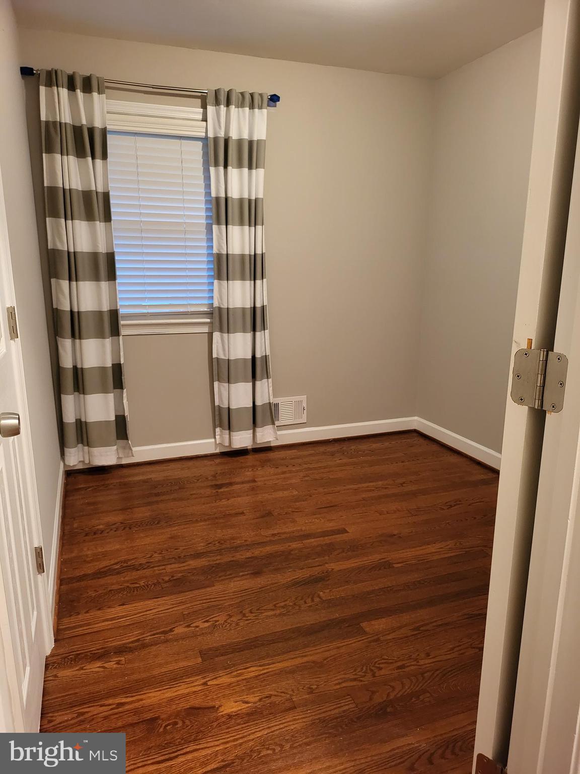 POHICK ESTATES - Residential Lease