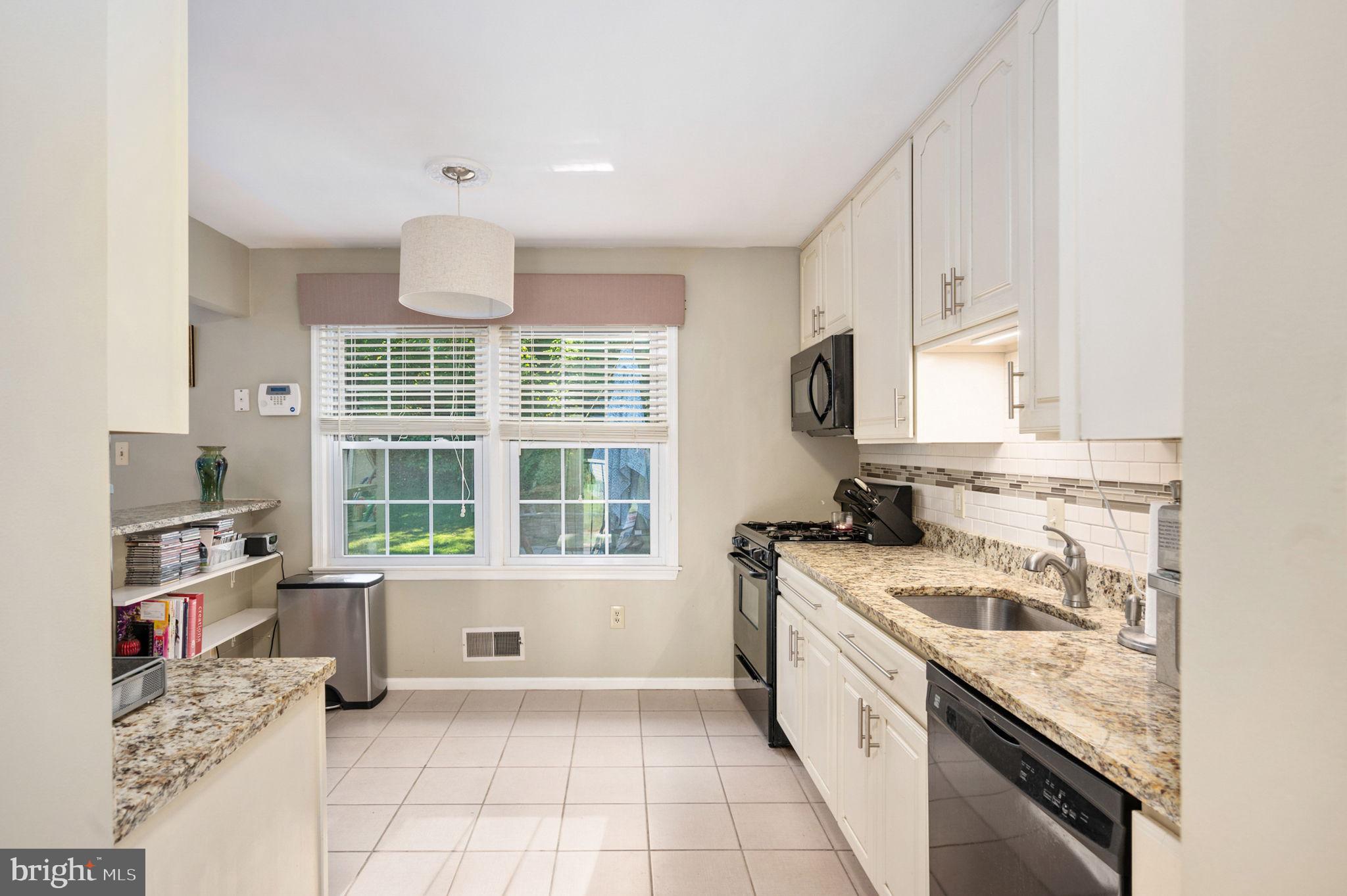 LAKE RIDGE - HARBOR - Residential