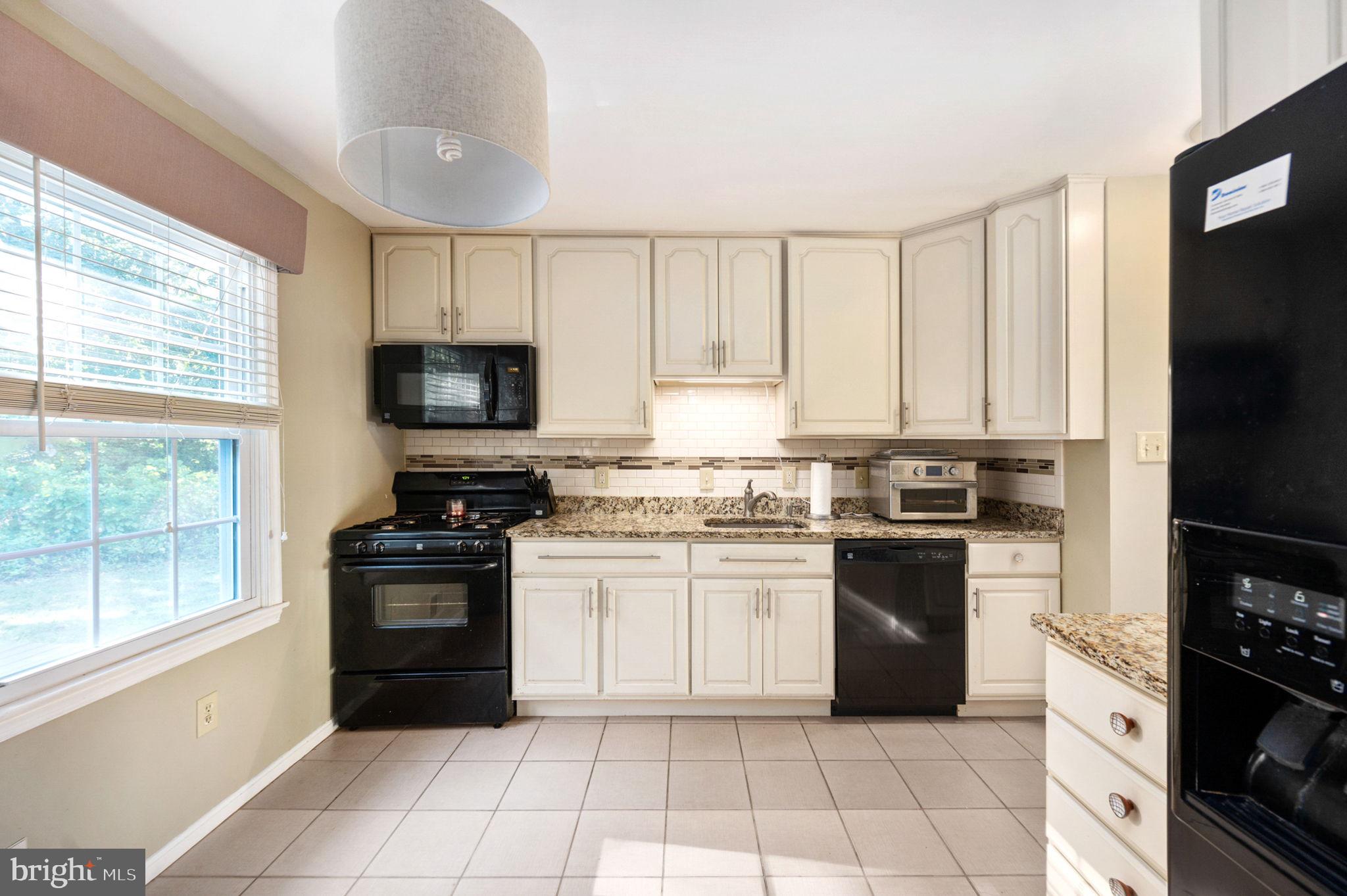 LAKE RIDGE - HARBOR - Residential