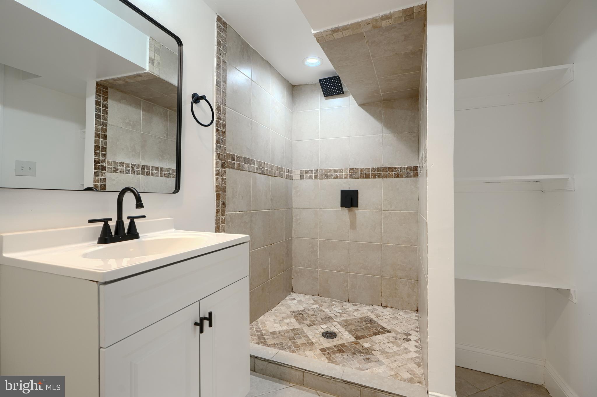 WALTHERSON - Residential